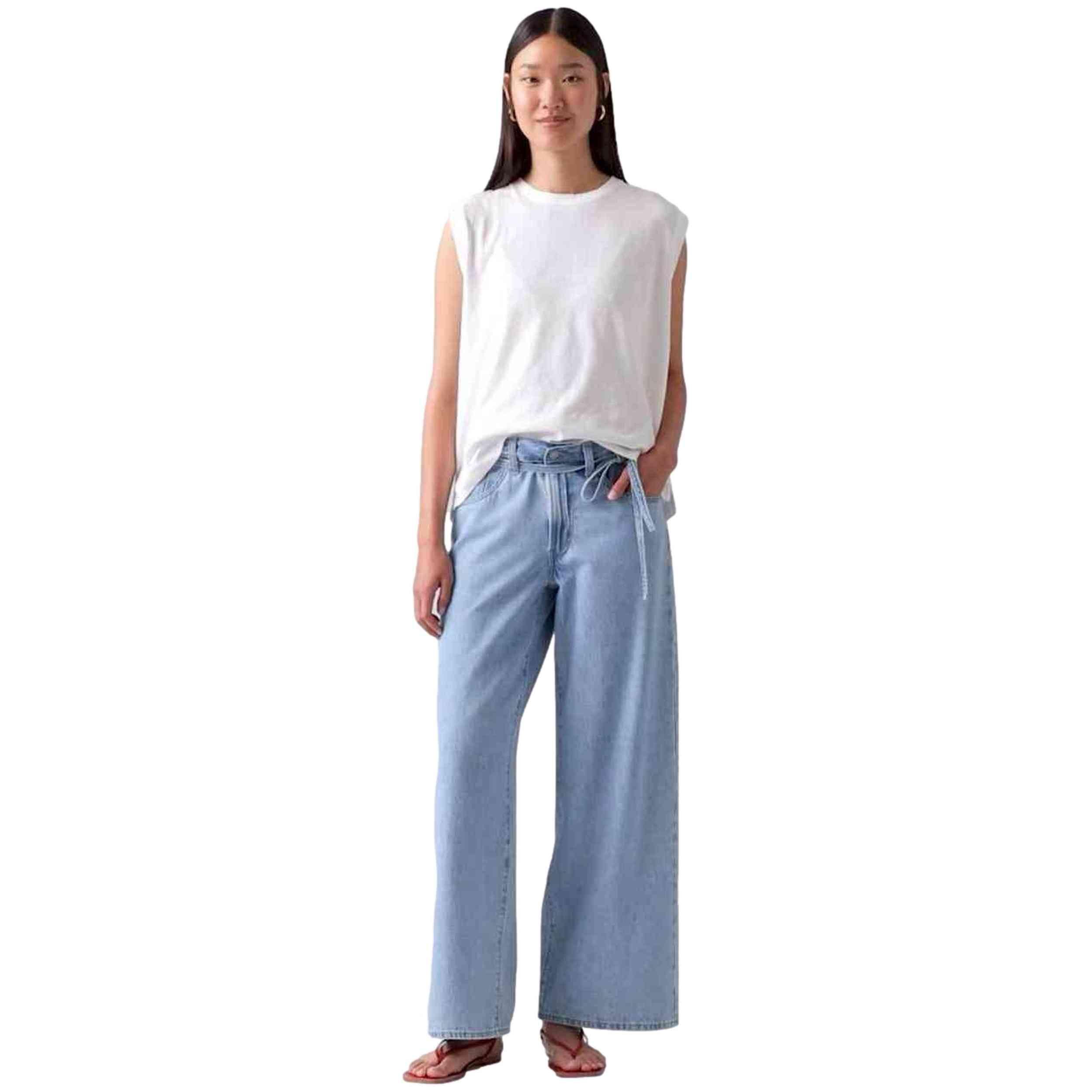 T-shirt Levi's modèle A87940001 pour femmes 4/5