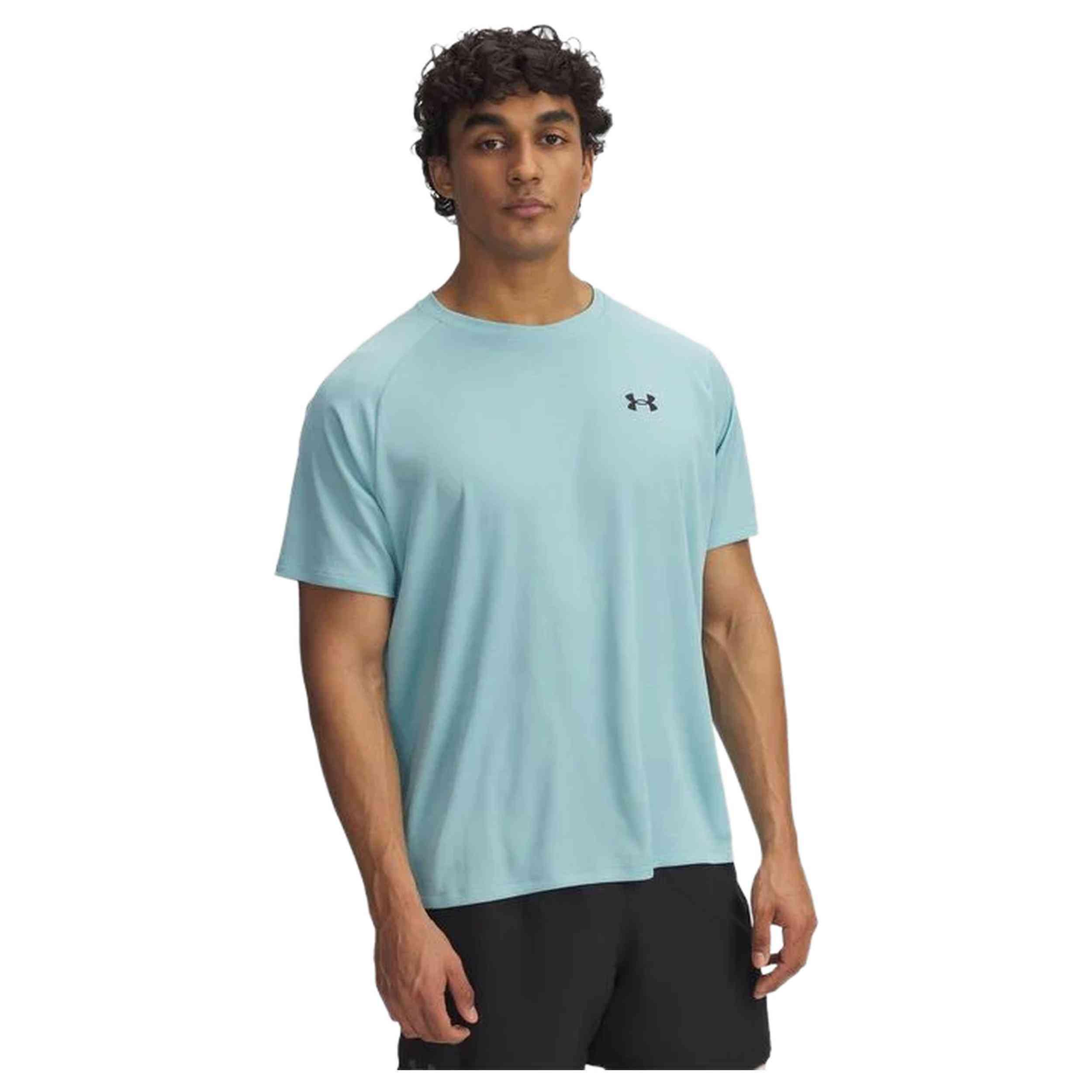UNDER ARMOUR picture