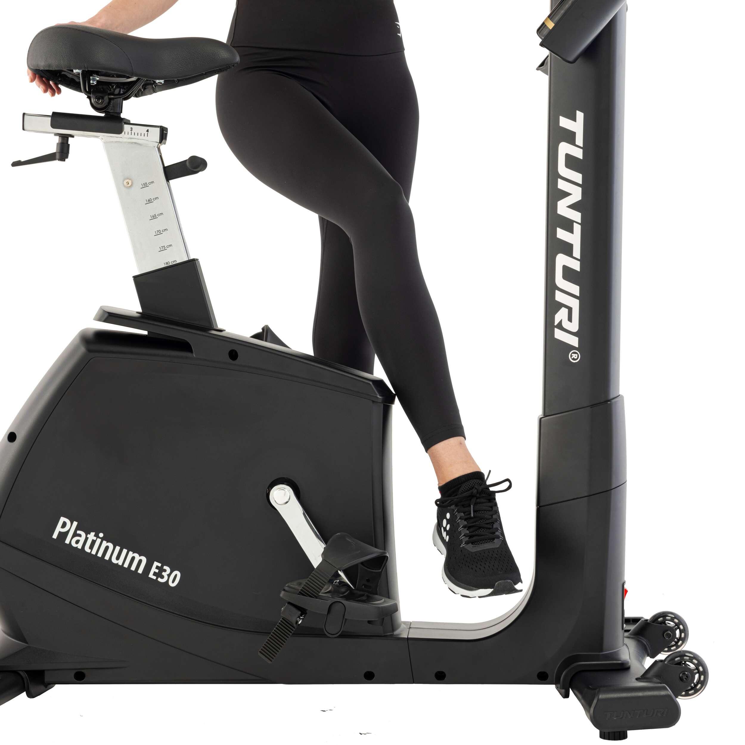 Bici UB30 Tunturi Platinum. Envio gratuito, montaje prof. opcional con cargo 7/7