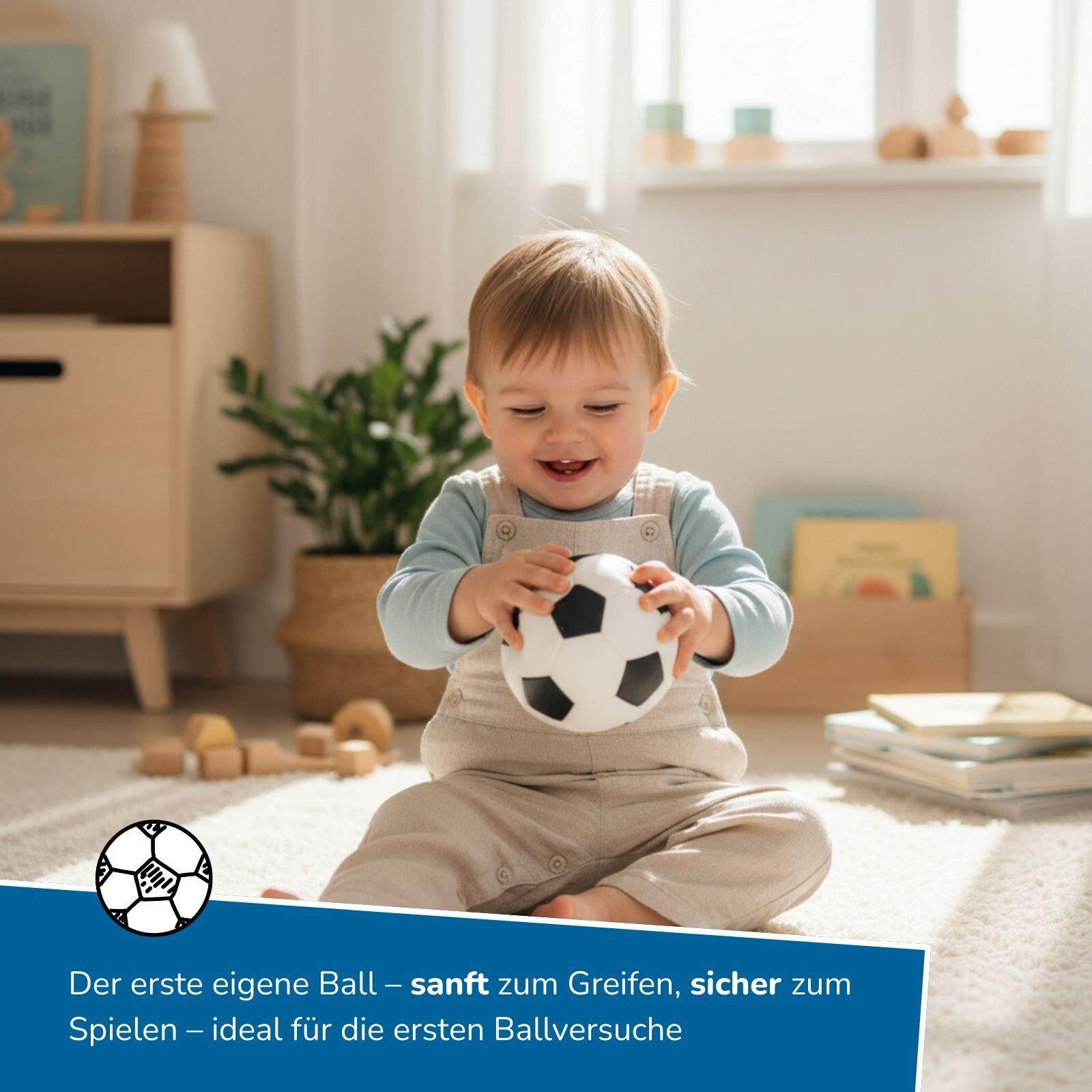 12er Set Softbälle Ø 10 cm, schwarz-weiße Mini Soft-Fußbälle, extra weich 3/7