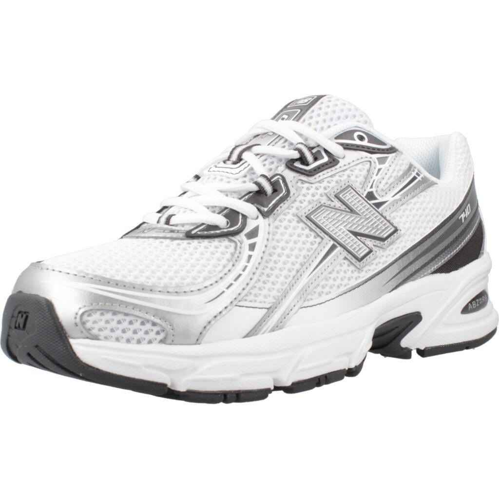 NEW BALANCE picture