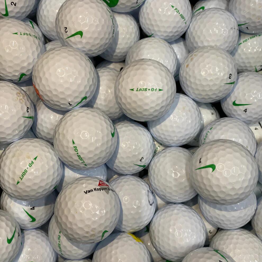 24 Gebrauchte Nike PD Soft Golfbälle – Lakeballs 2/2