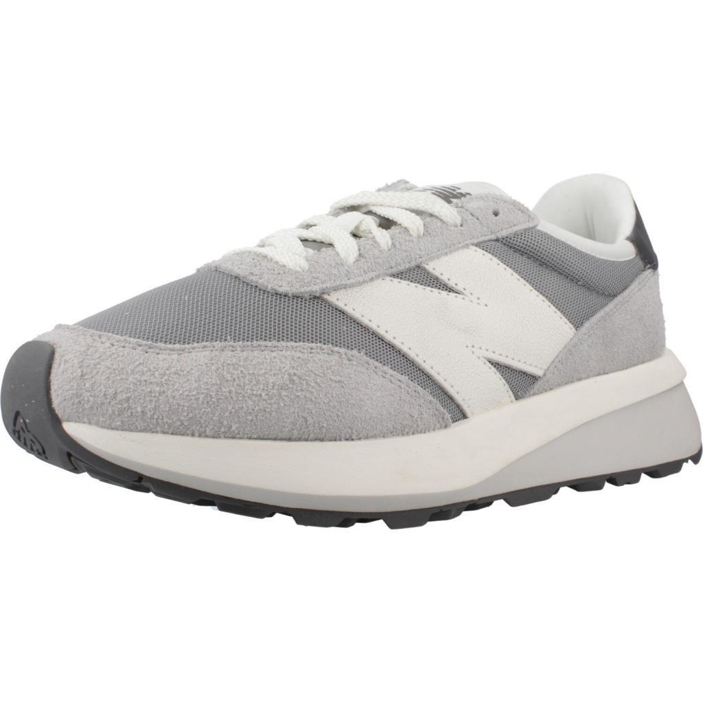 NEW BALANCE picture