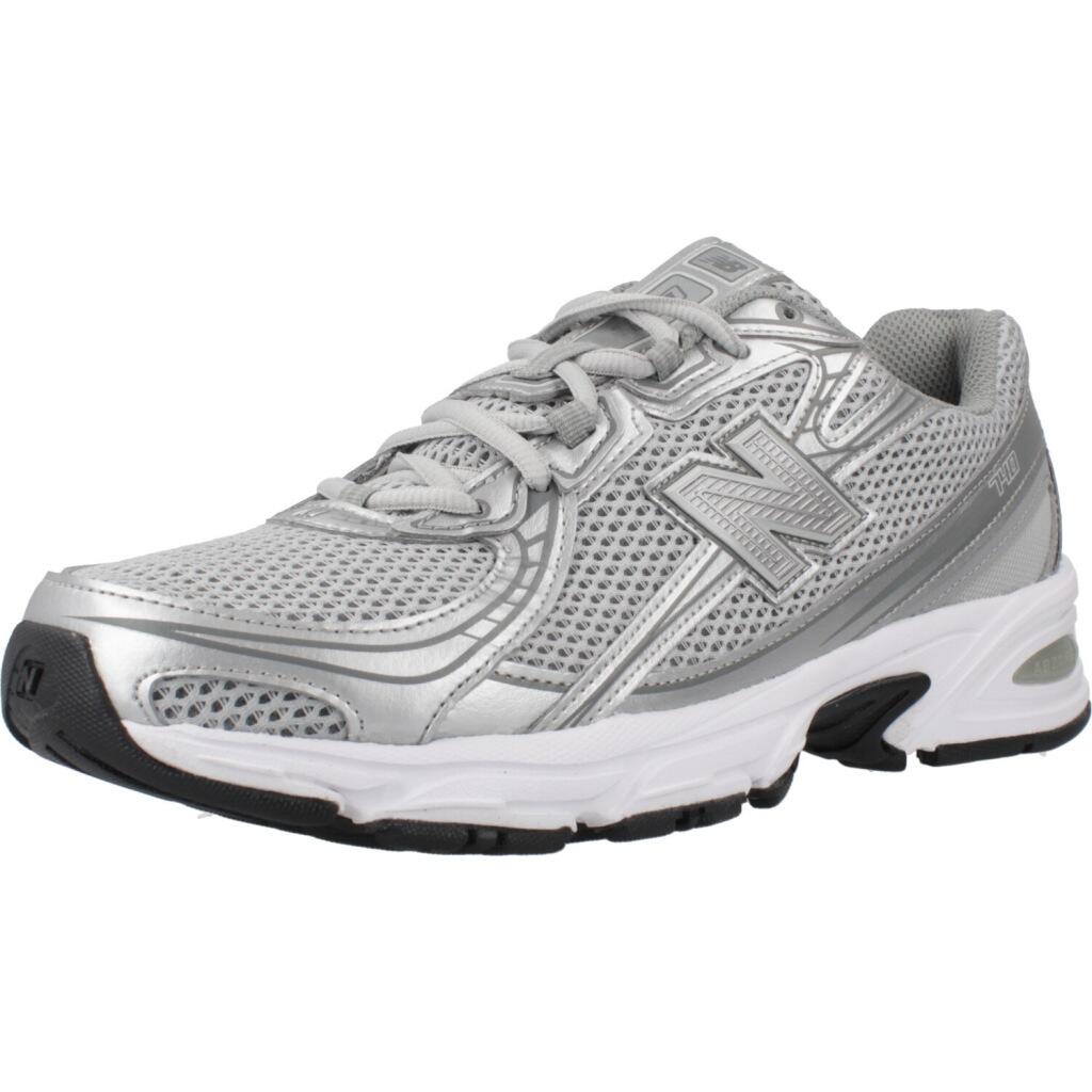 NEW BALANCE picture
