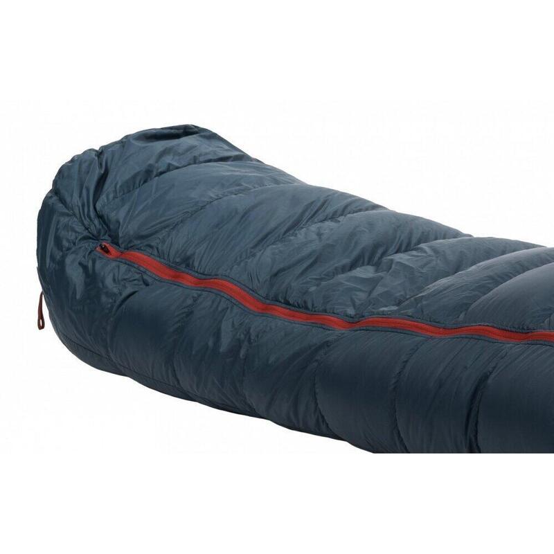 Turistický třísezónní péřový spacák levý zip