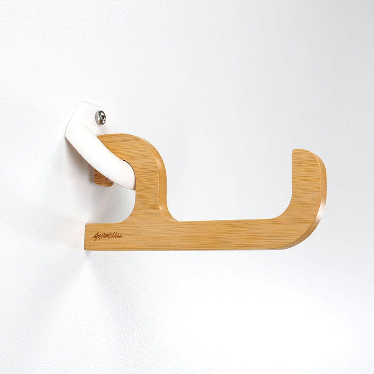 Surfboard Wandhalterung aus Bambus 2/5