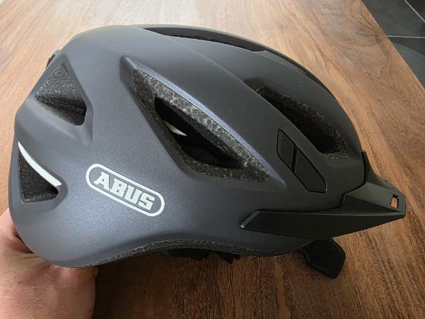 Urban-I 3.0 - Abus - Fietshelm met achterlicht 2/7