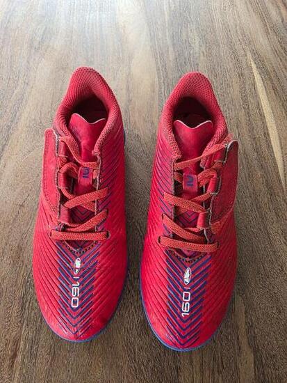 Entre Particuliers - KIPSTA Chaussures de football pour enfants 160 Eas