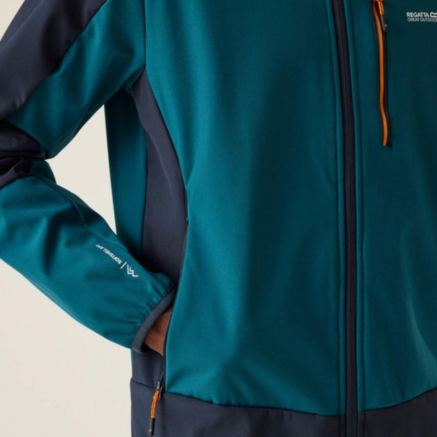 Chaqueta de trekking Regatta Moutdale softshell, hombre 6/6