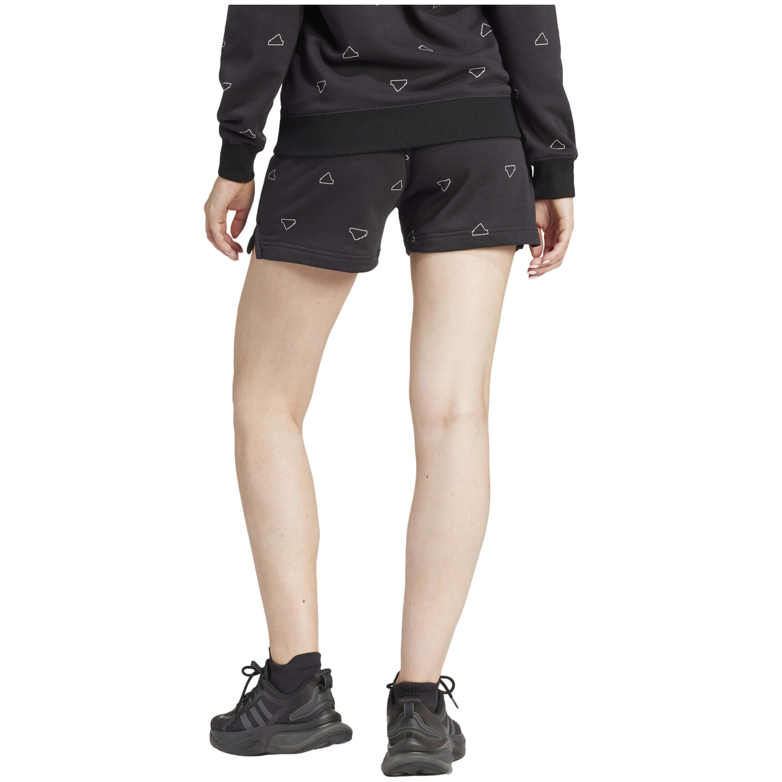 Pantaloncini Adidas modello IV6107 per donne 4/5