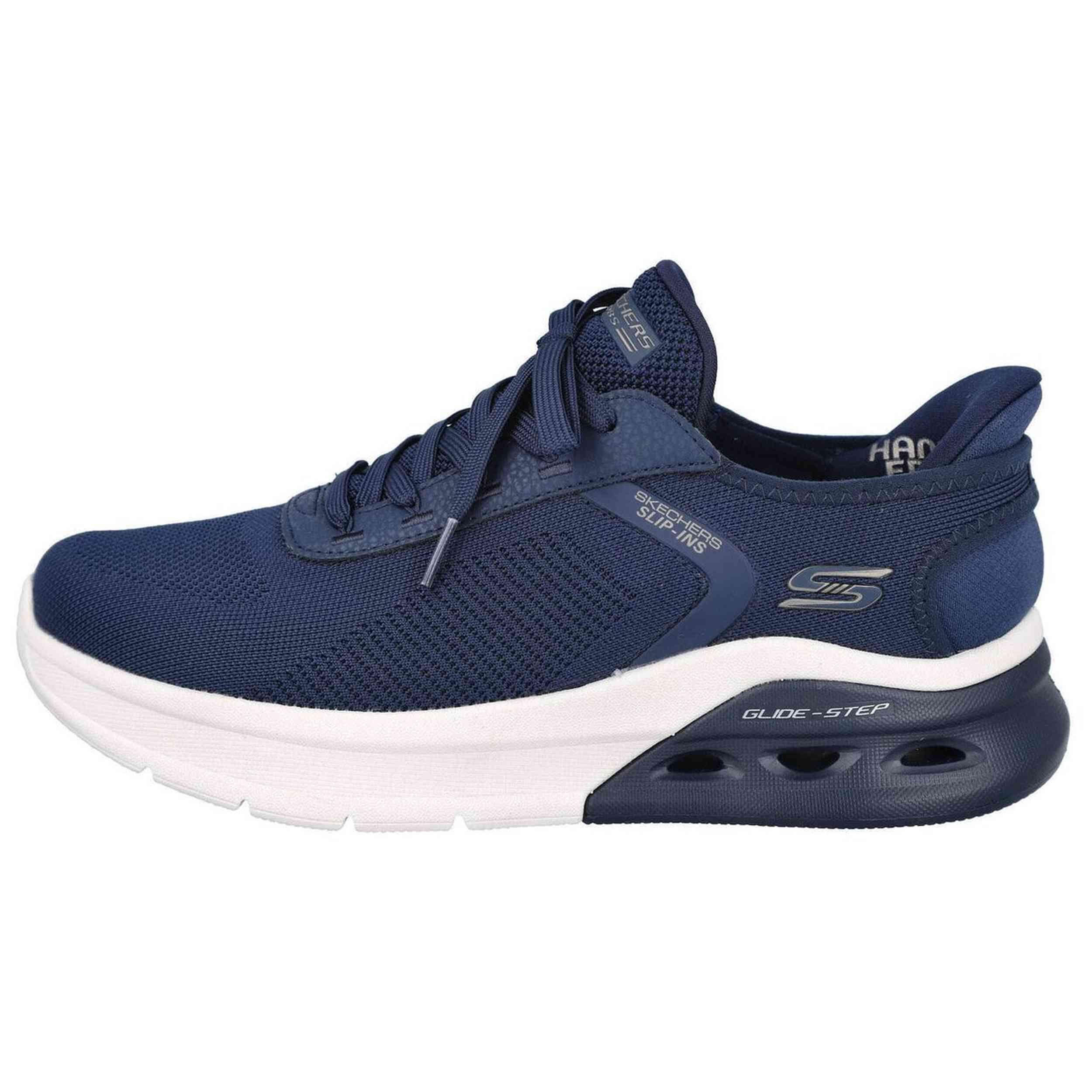 SKECHERS picture