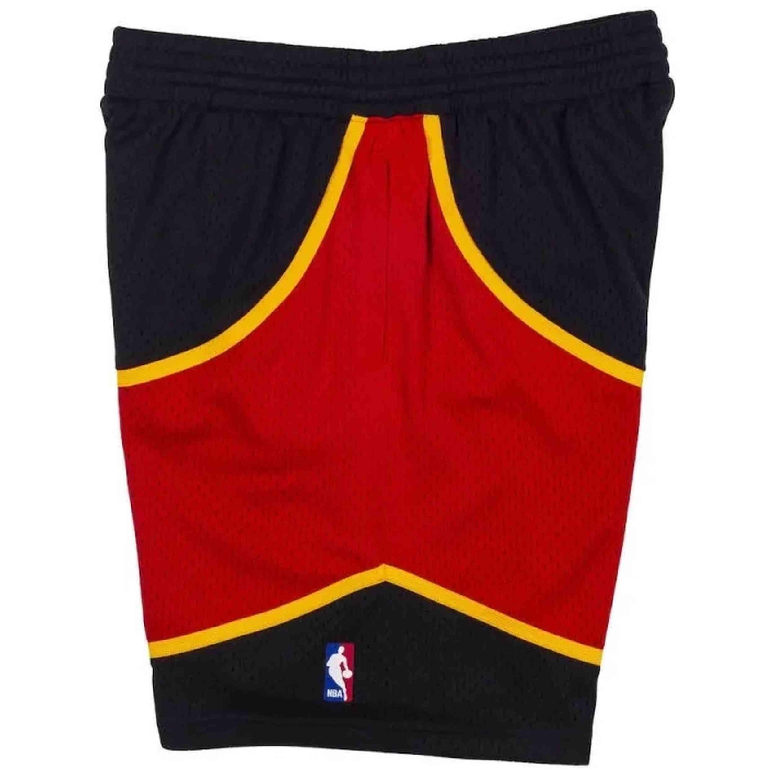 Pantaloncini Mitchell & ness modello SMSHCP19276-AHABLCK86 per uomini 3/4