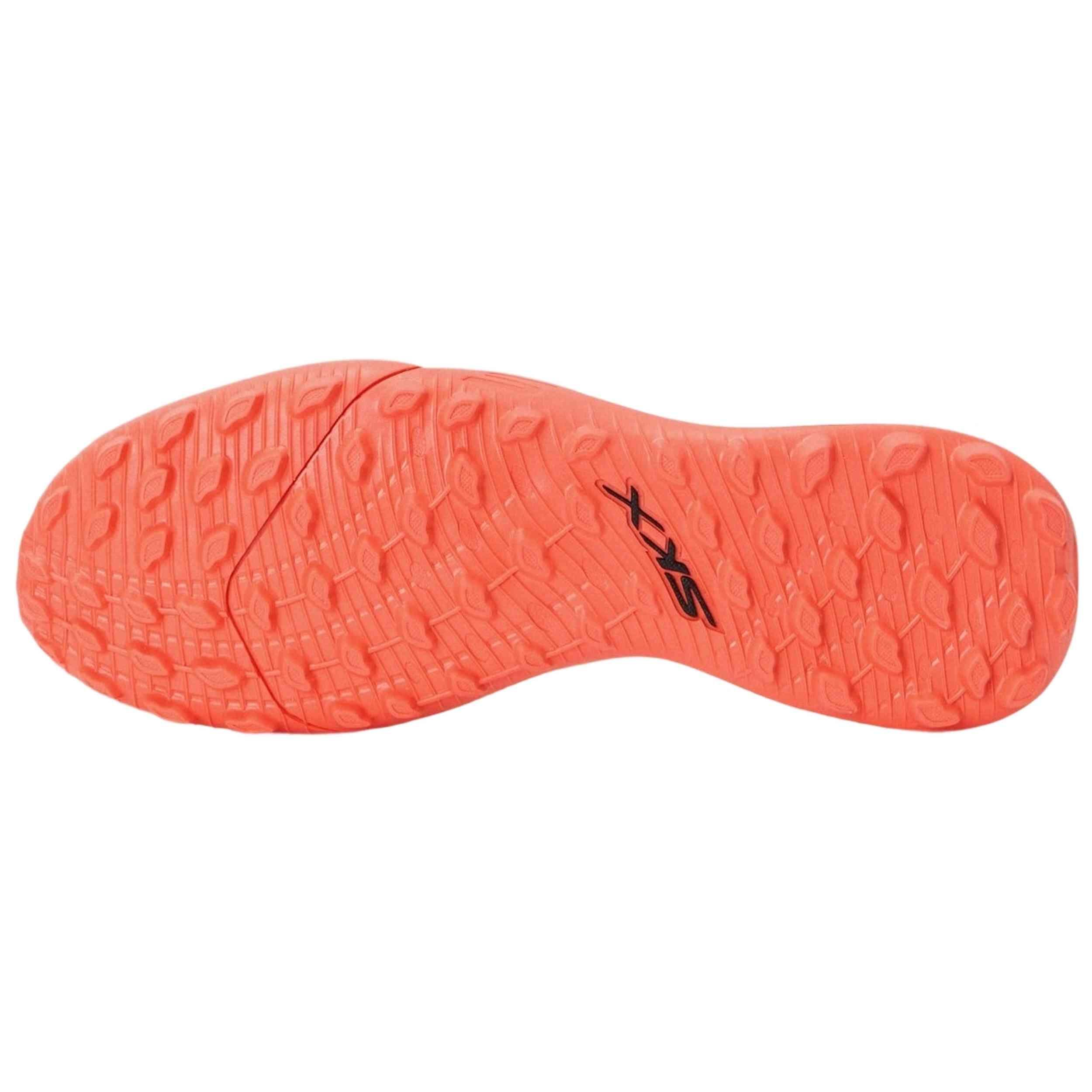 Chaussures de football Skechers modèle 252136-WTPQ pour homme 5/6
