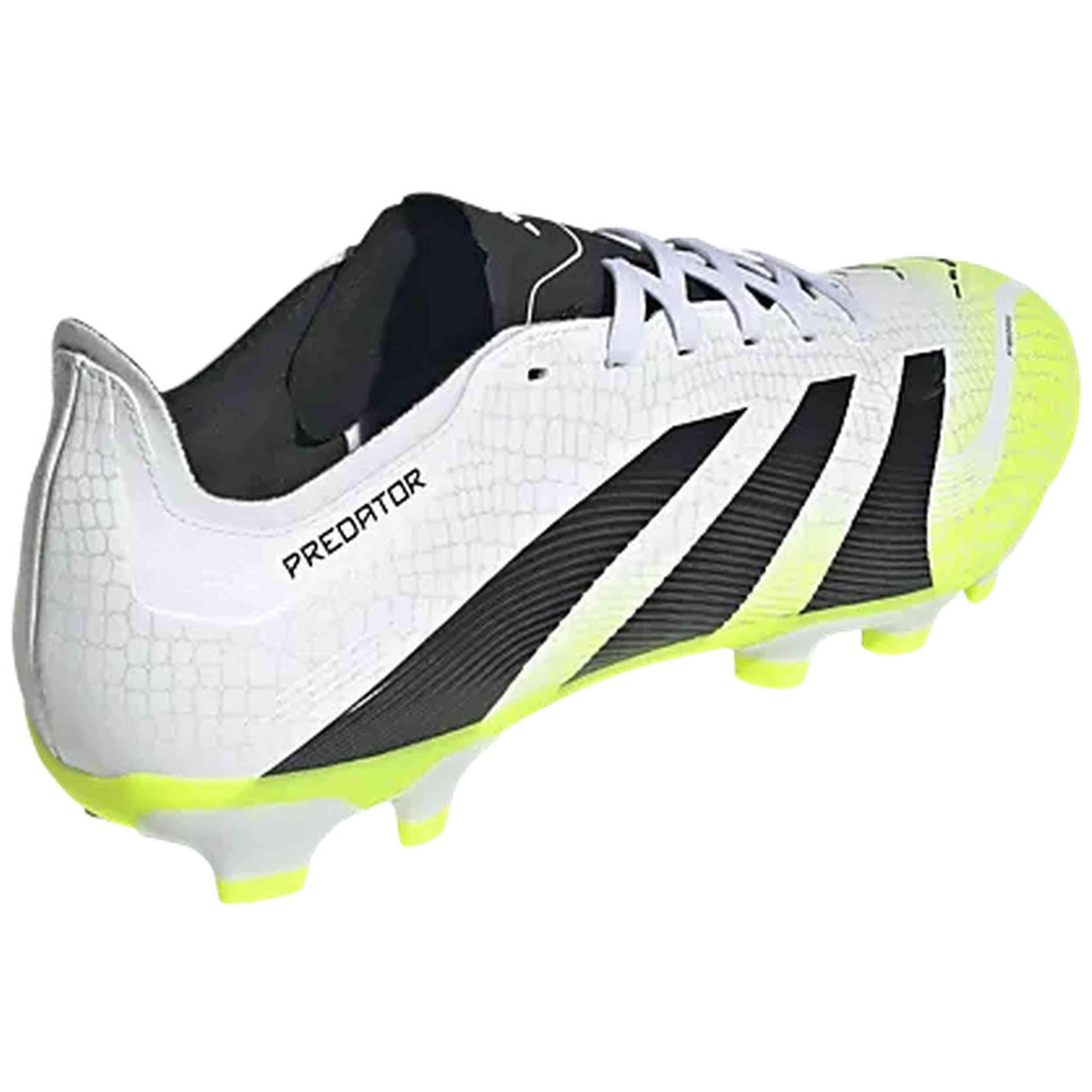 Chaussures de football Adidas modèle Predator AG pour homme 2/3