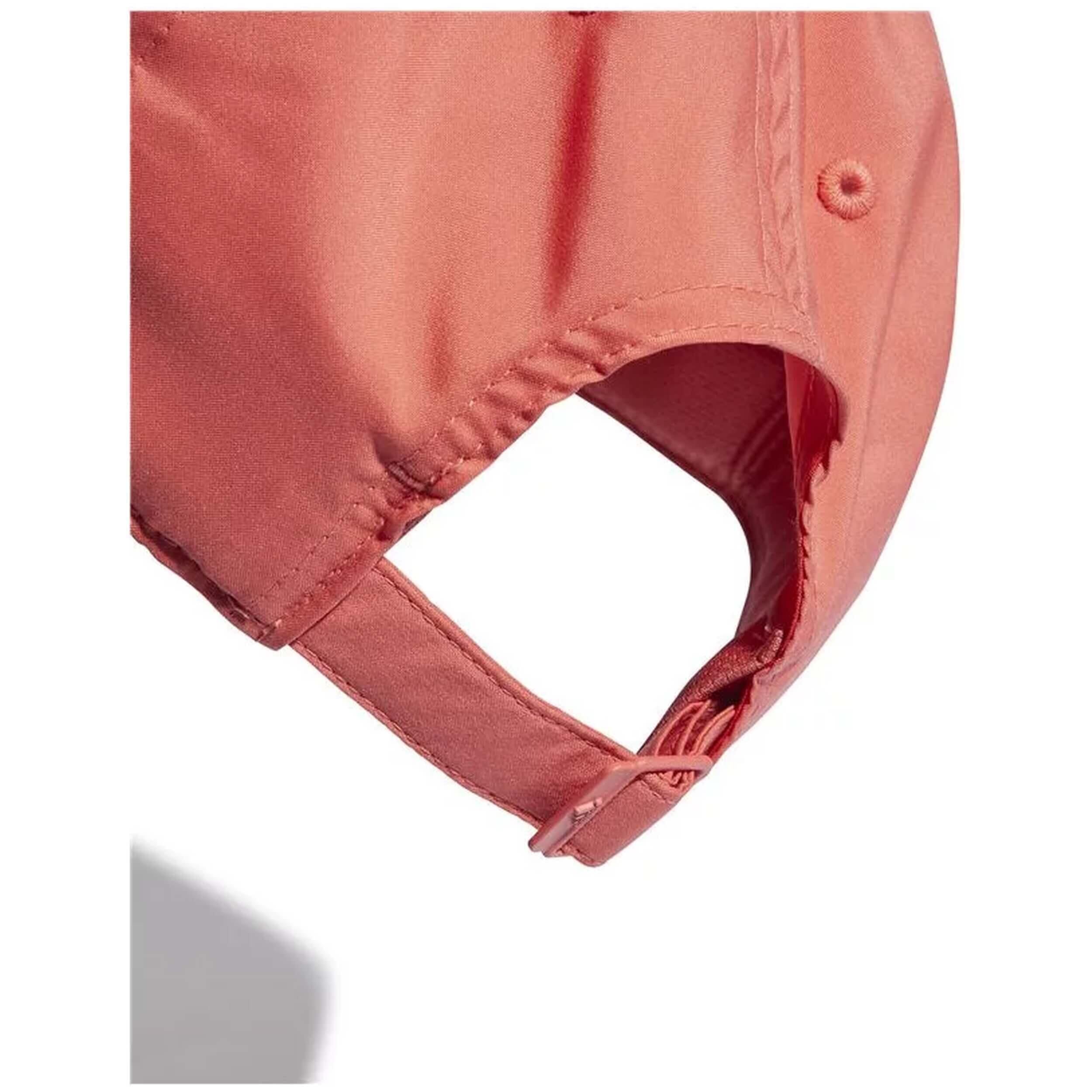 Casquette Adidas modèle IR7885 pour femmes 4/4