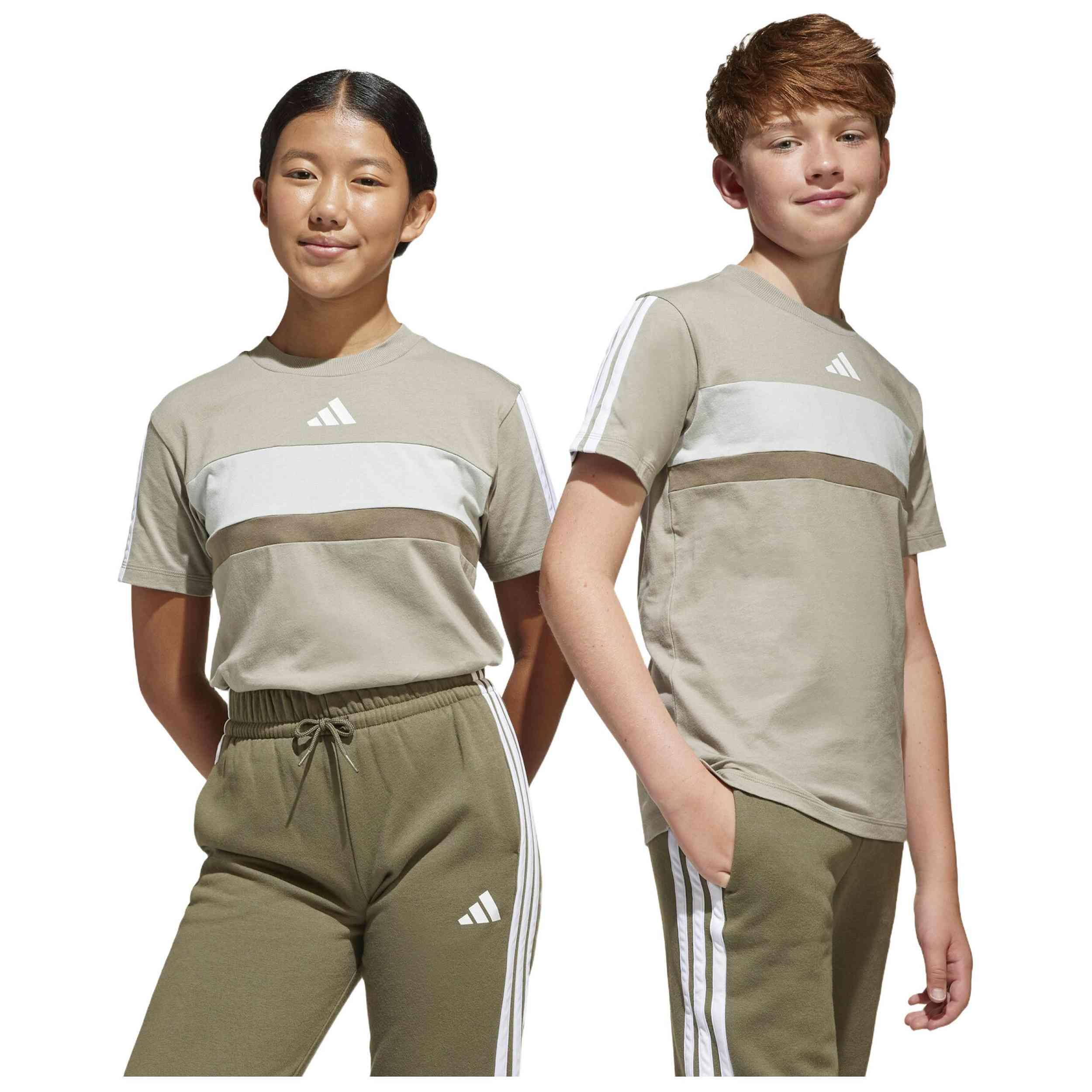 T-shirt Adidas modèle JC7469 pour unisexe enfants 3/5