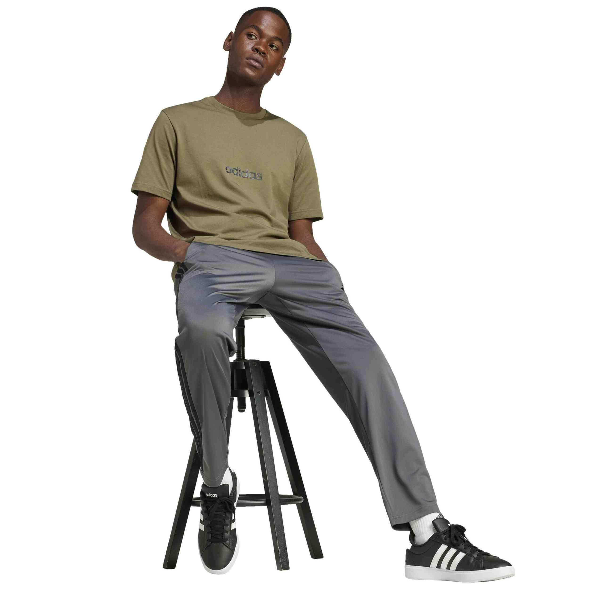 T-shirt Adidas modelo JN1405 para homem 2/5