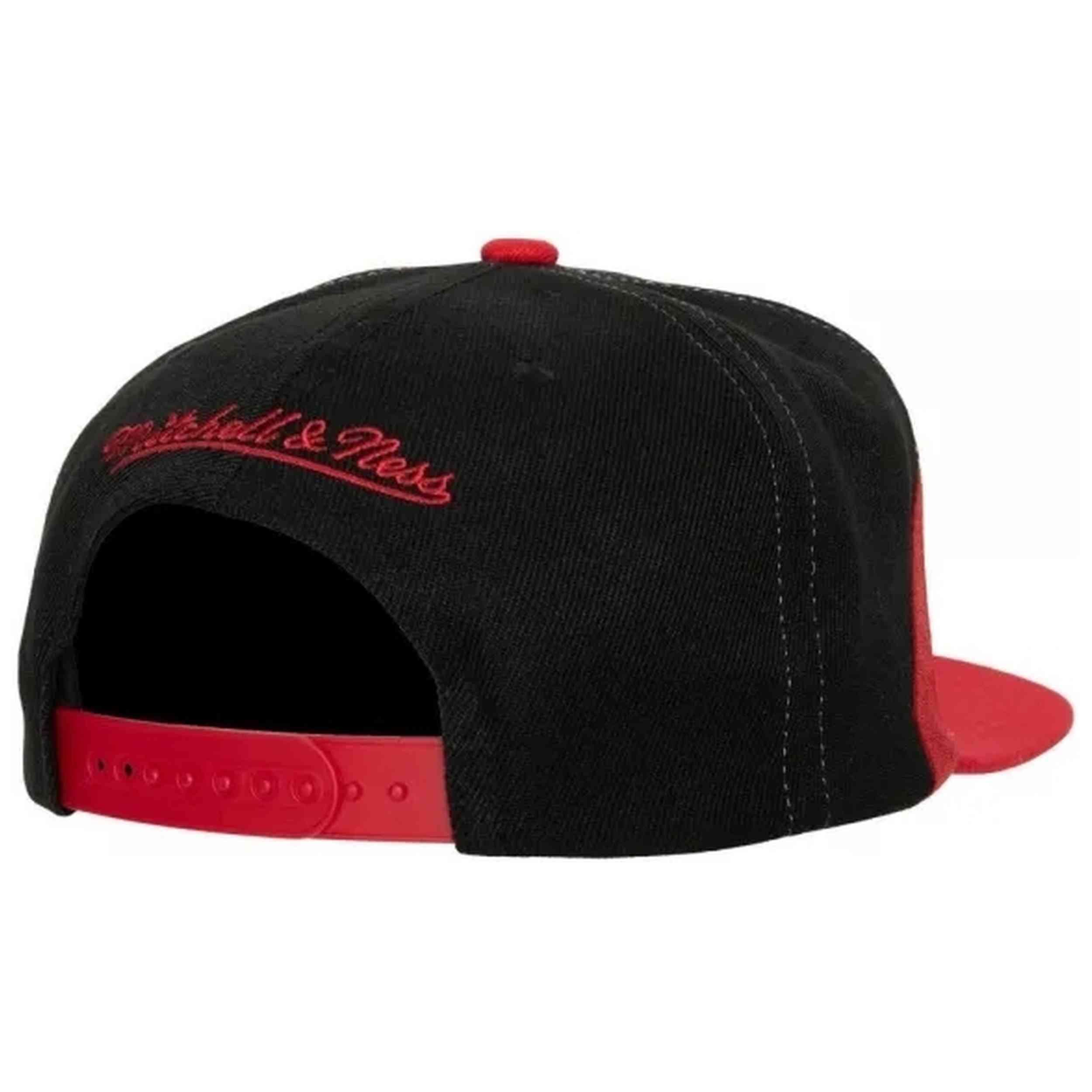 Casquette Mitchell & ness modèle 072-6138 pour unisexe 2/2