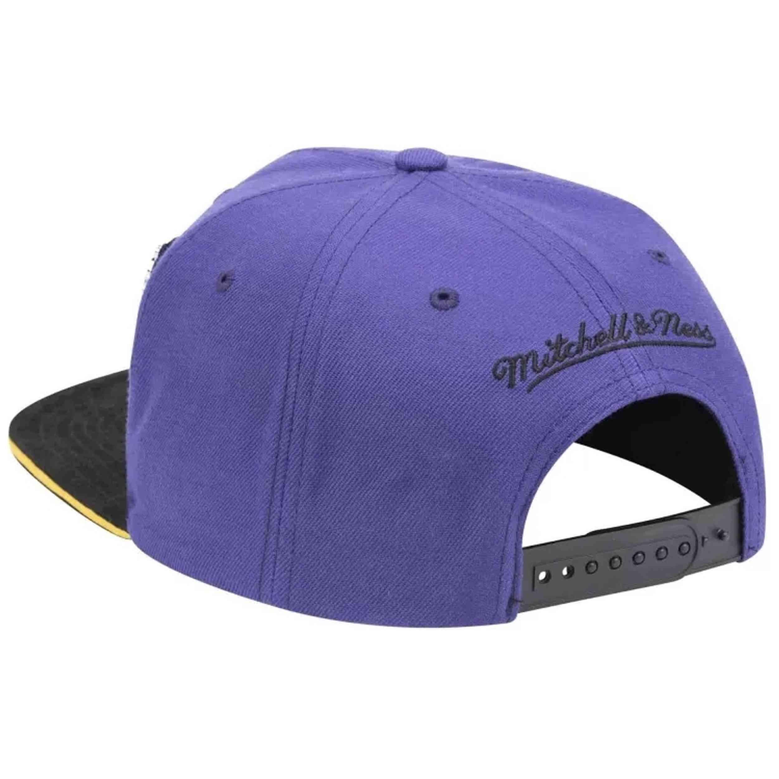 Berretto Mitchell & ness modello 6HSSMM18256-LALPURP per unisex 2/4