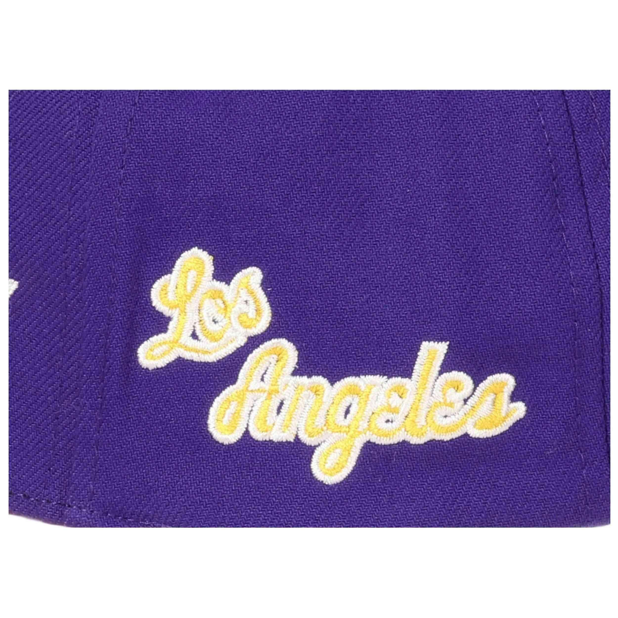 Casquette Mitchell & ness modèle HHSS5132-LALYYPPPURP pour homme 4/5