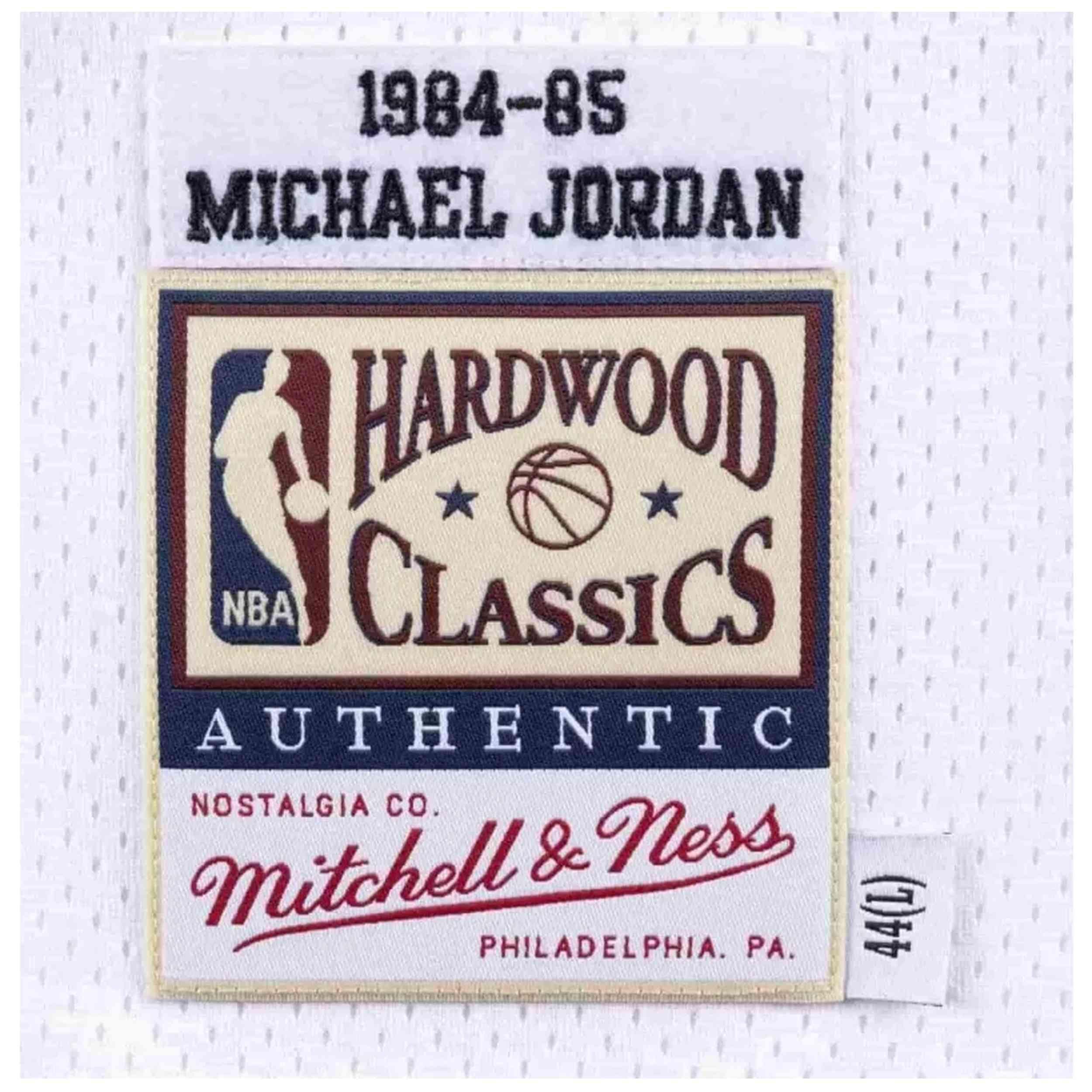 Camiseta de baloncesto Mitchell & ness modelo AJY4CP18187-CBUWHIT84 para hombre 3/3