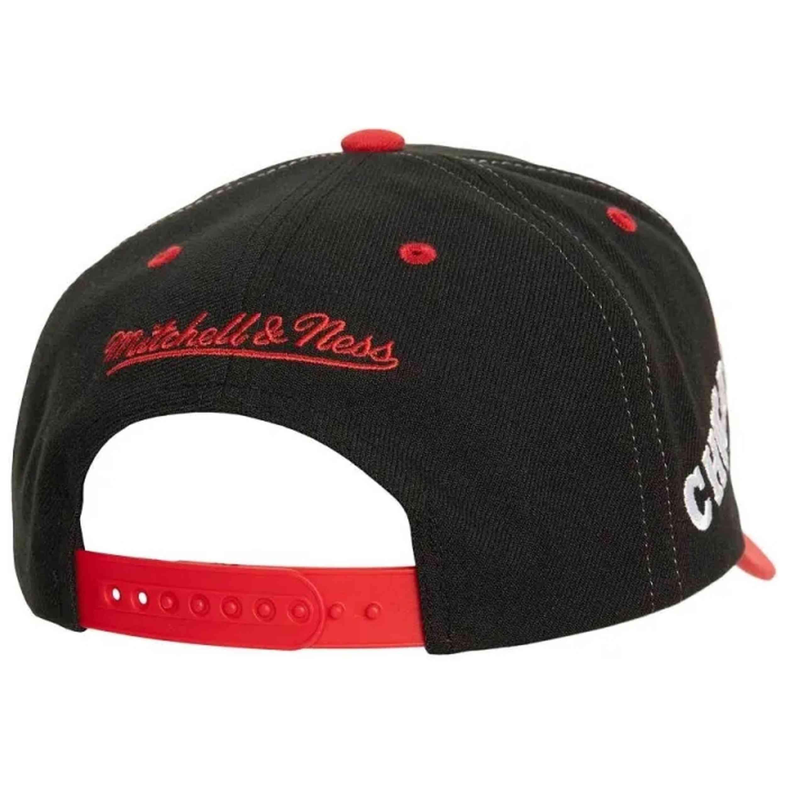 Casquette Mitchell & ness modèle HHSS7310-CBUYYPPPBLCK pour unisexe 2/4