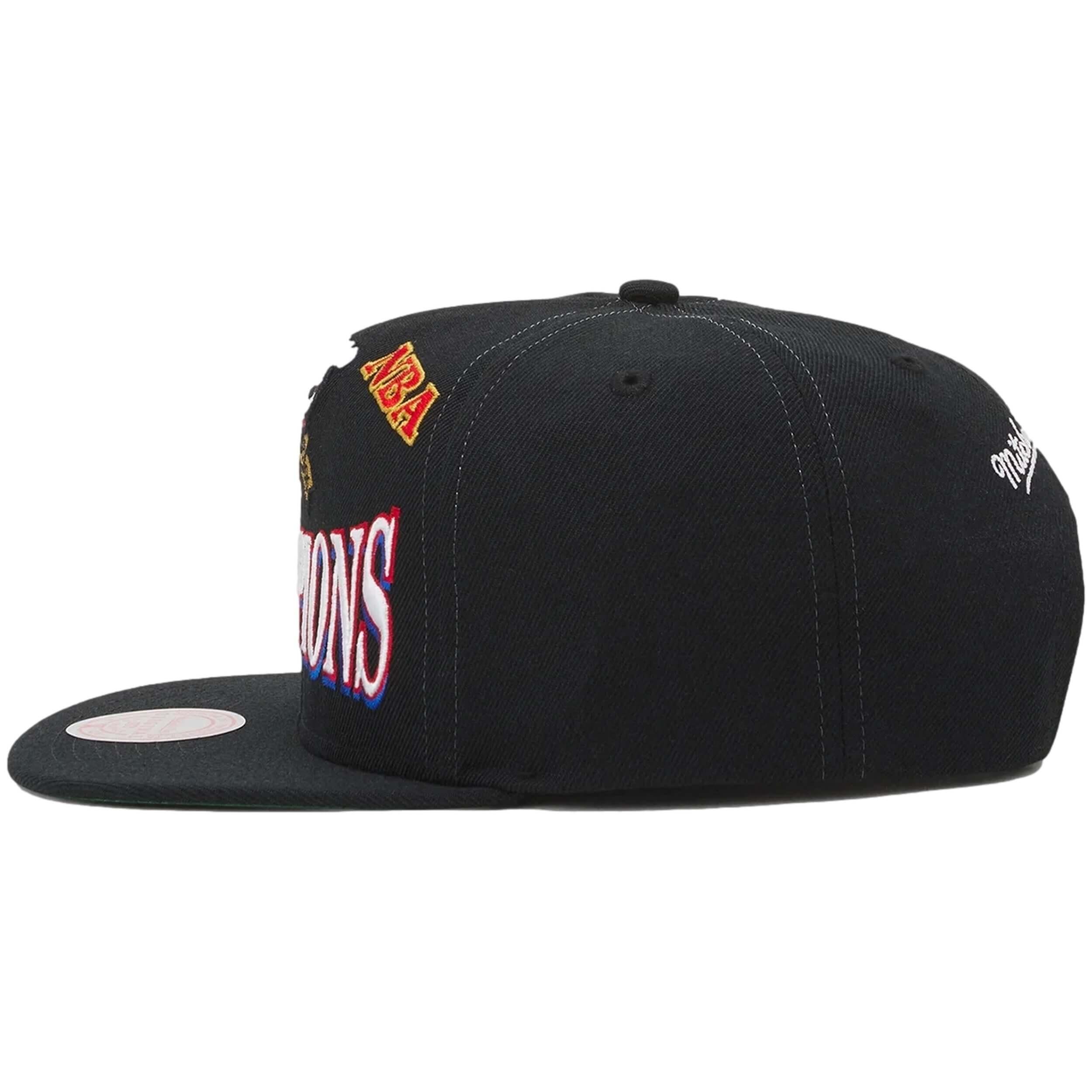 Casquette Mitchell & ness modèle HHSS1077-CBUYYPPPBLCK pour unisexe 3/5
