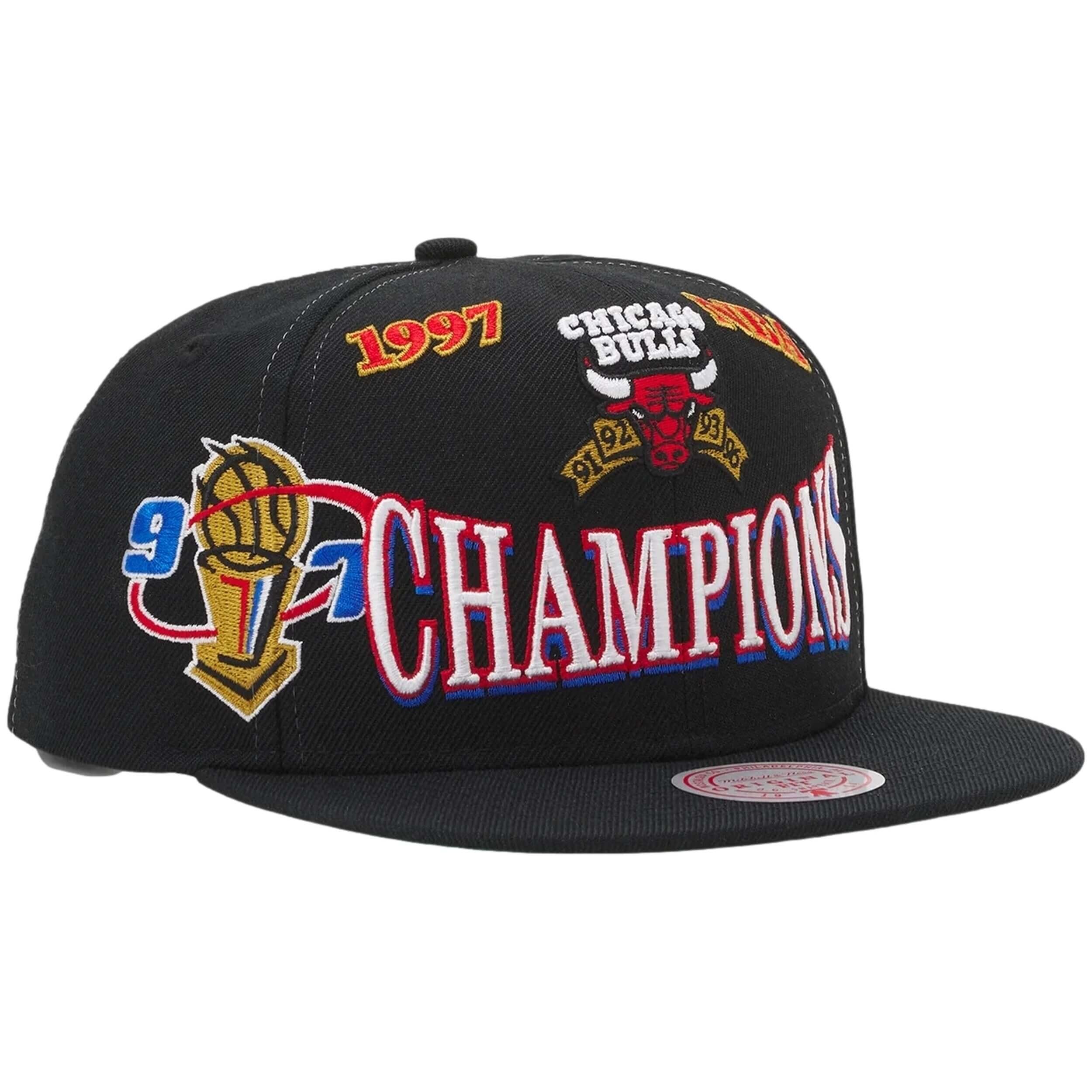 MITCHELL & NESS picture
