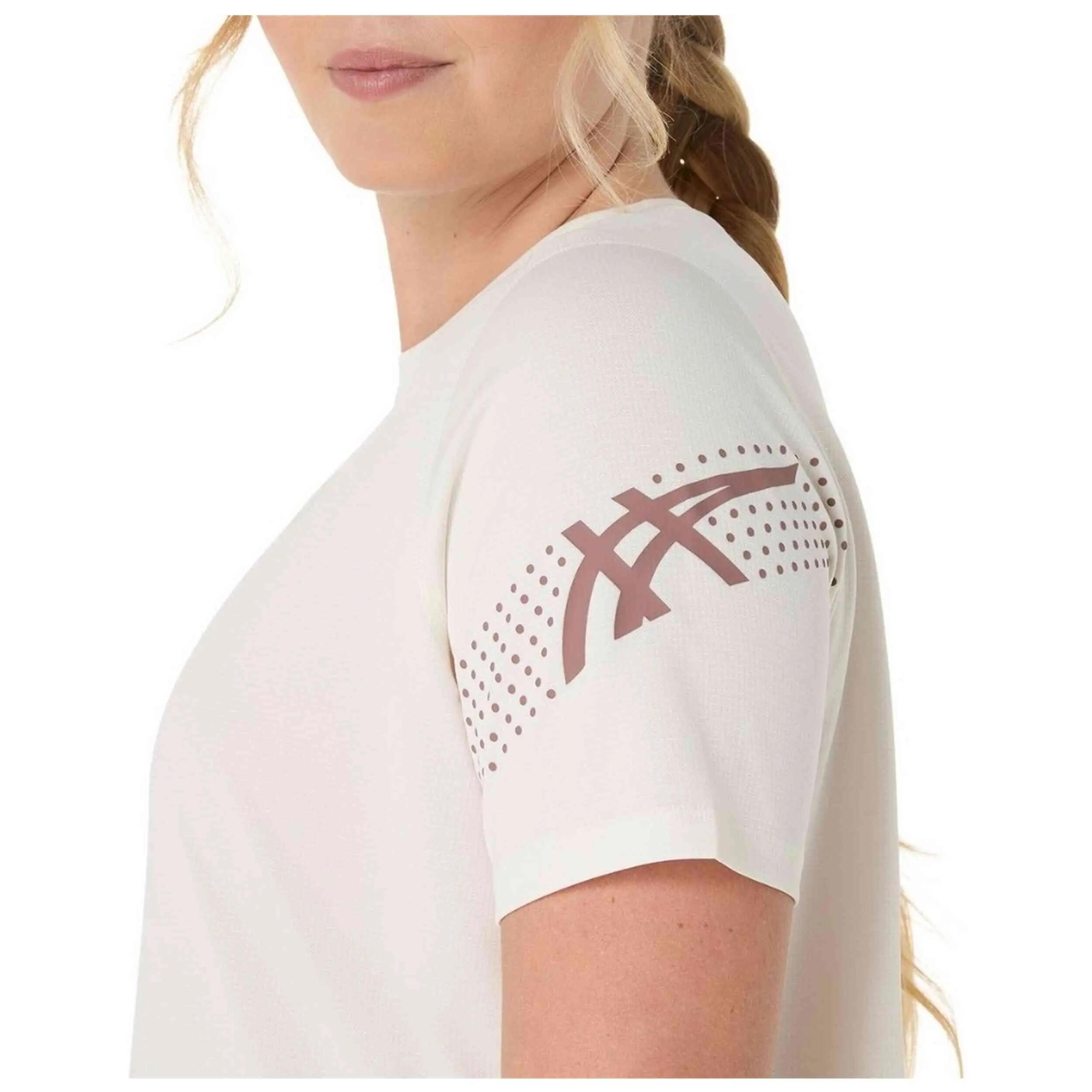 Camiseta de manga corta Asics modelo 2012D177-100 para mujer 5/5