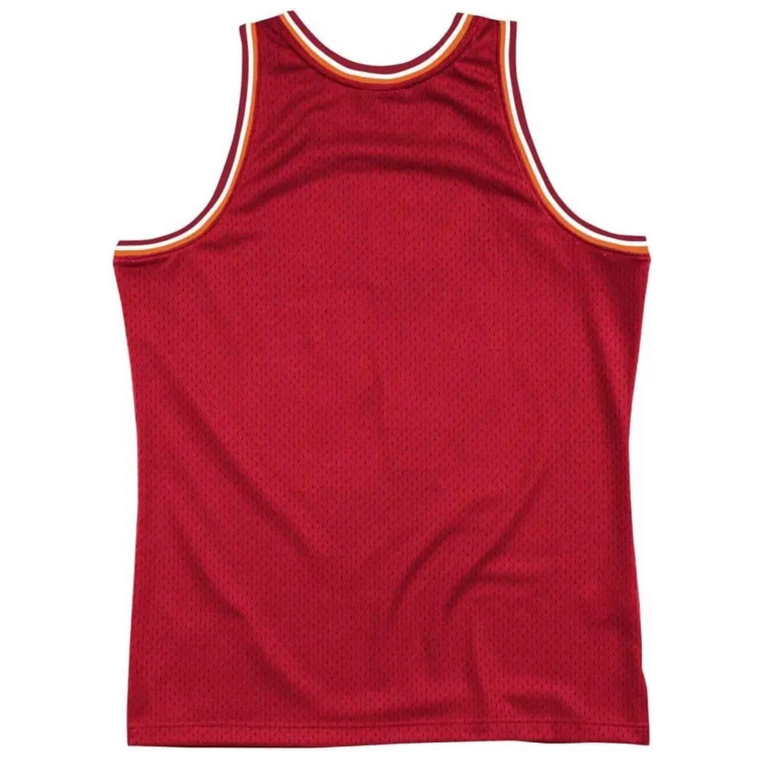 Camiseta de baloncesto Mitchell & ness modelo MSTKBW19146-MHERED1 para hombre 2/2