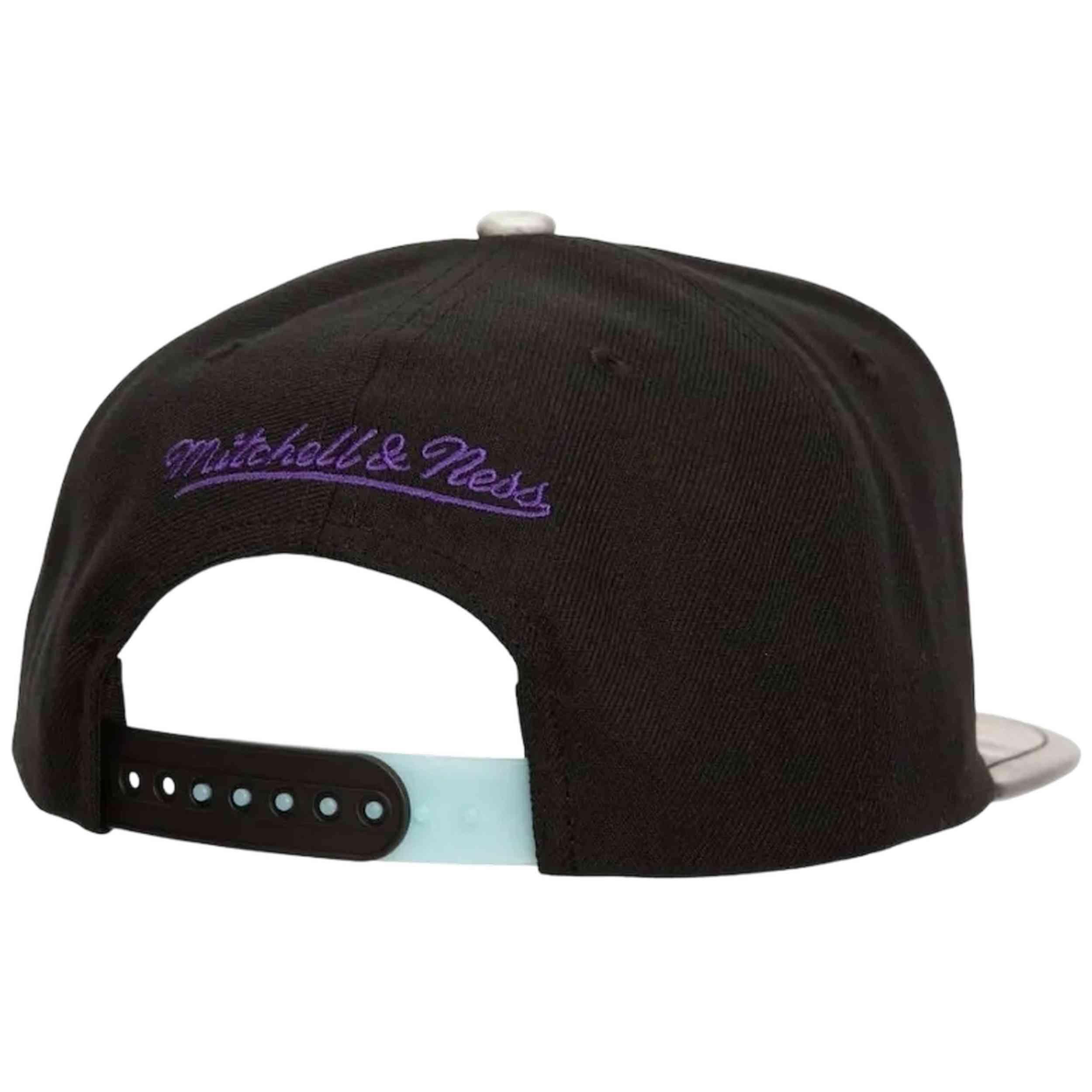 Pet Mitchell & ness model HS8033-CBUBKWH voor unisex 2/3