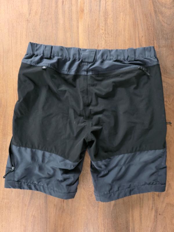 Tussen Particulieren - SIMOND Stevige trekkingshort heren MT500 zwart XL 2/2