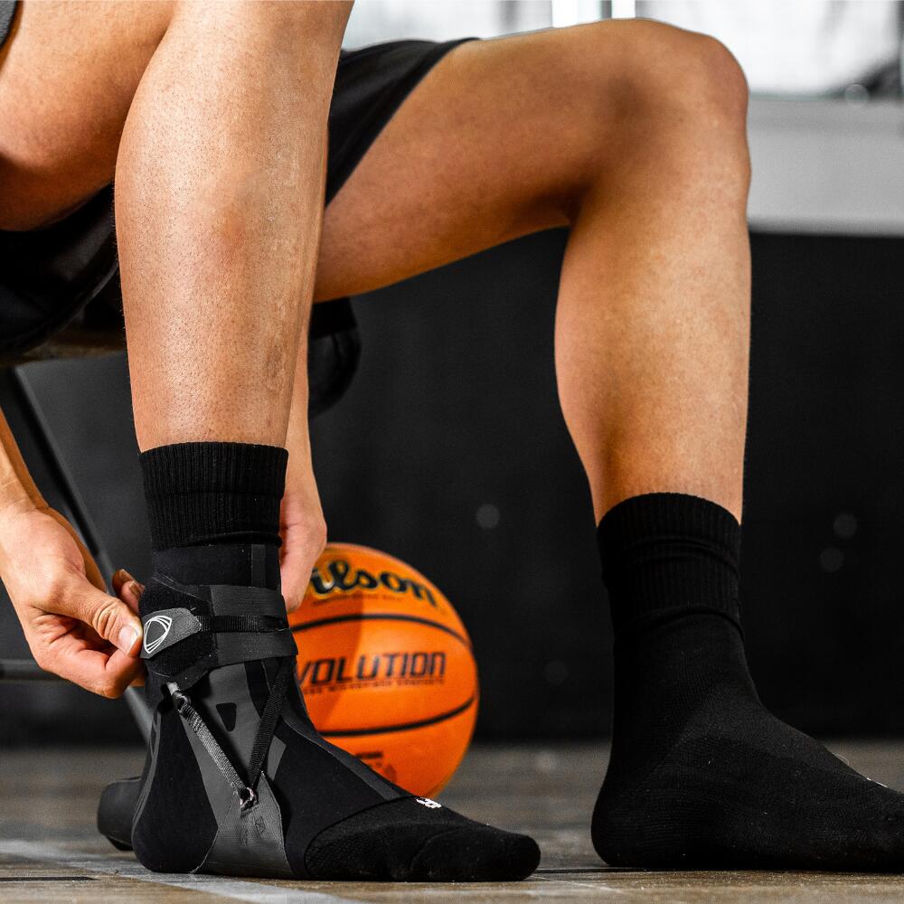 BetterGuard 3.0 Enkelbrace – Zwart, M, Rechts – Ultralichte steun verstuiking 6/7