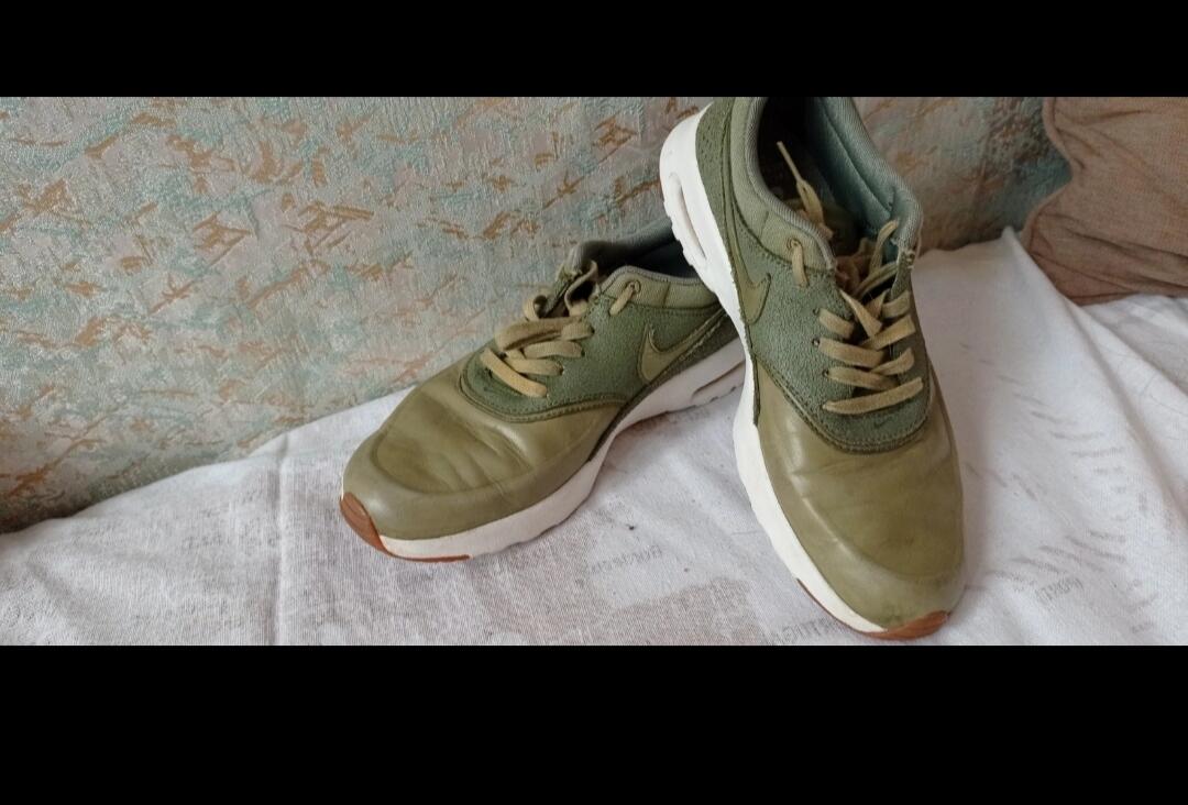 Entre Particuliers - Basket Nike vert /kaki 2/5