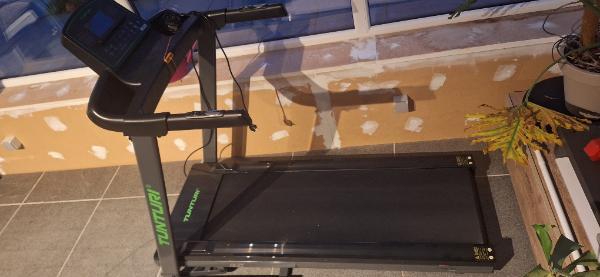 Entre Particuliers - Tunturi Cardio Fit T40 Tapis de course - pliable 4/6