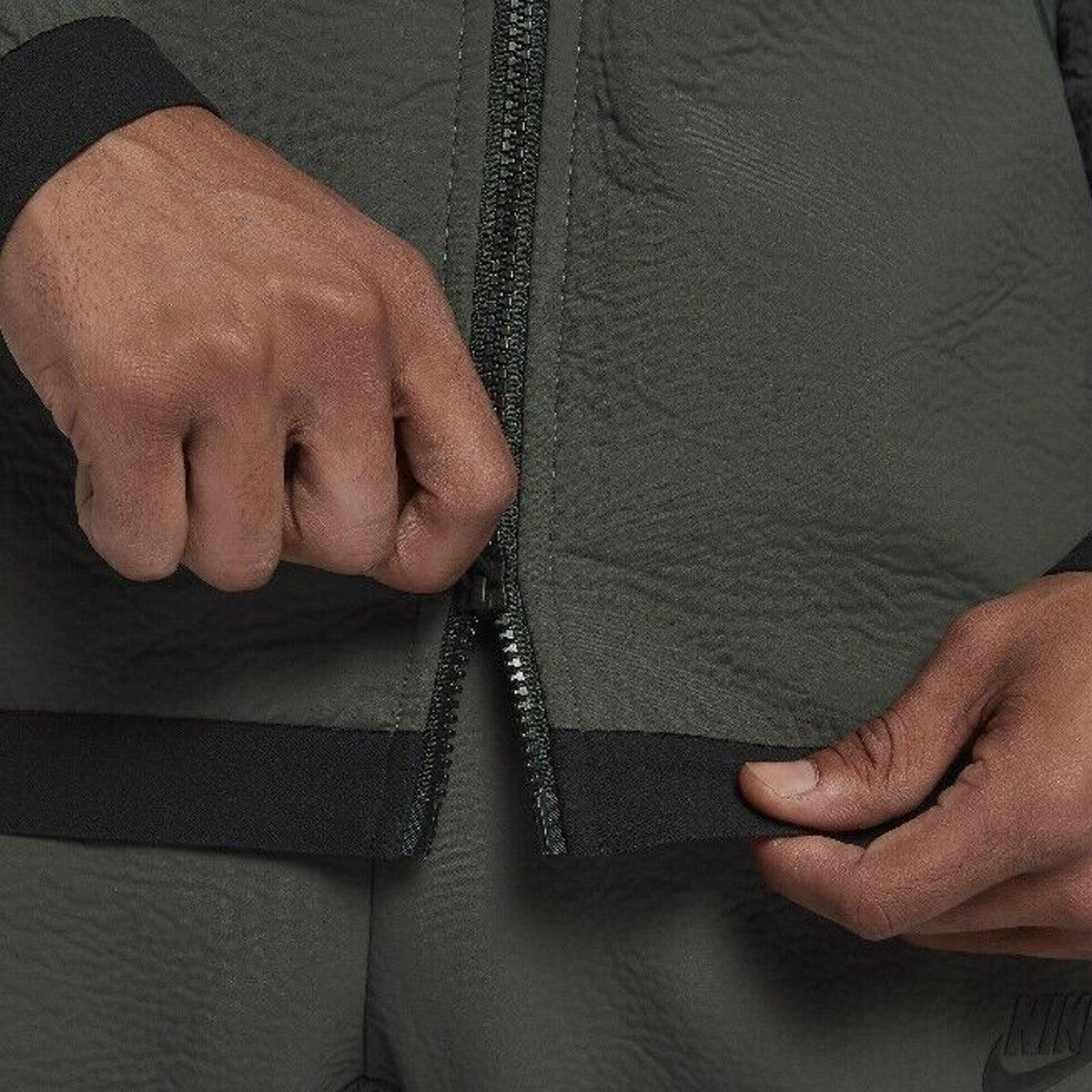 Veste de survêtement Nike M NSW TCH PACK JKT WVN 6/7