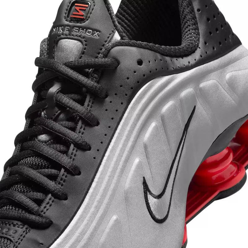 Basket Nike W Shox R4 Nike 7/7