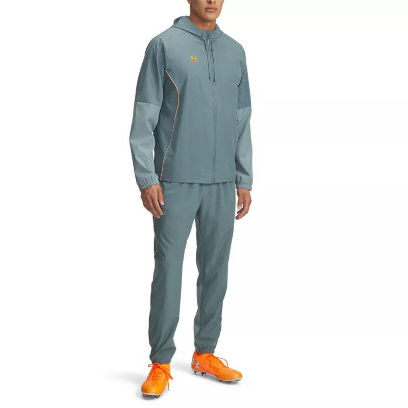 UNDER ARMOUR picture