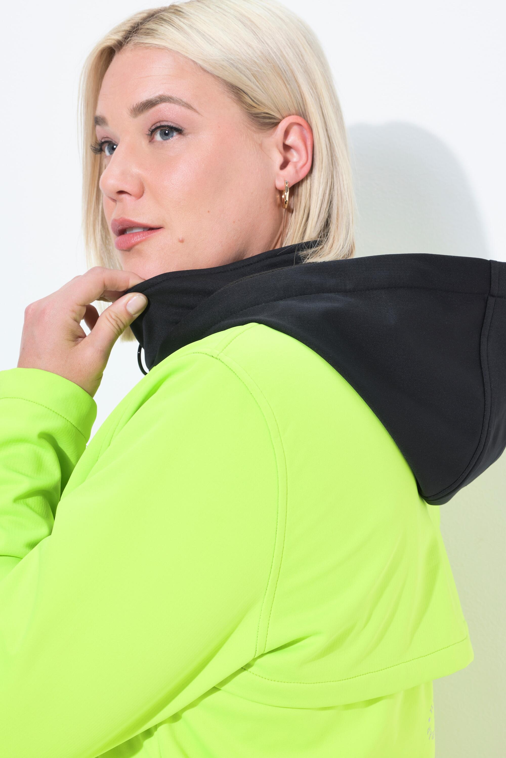 Femme Veste technique HYPRAR 2-en-1 matière déperlante et col montant 4/7