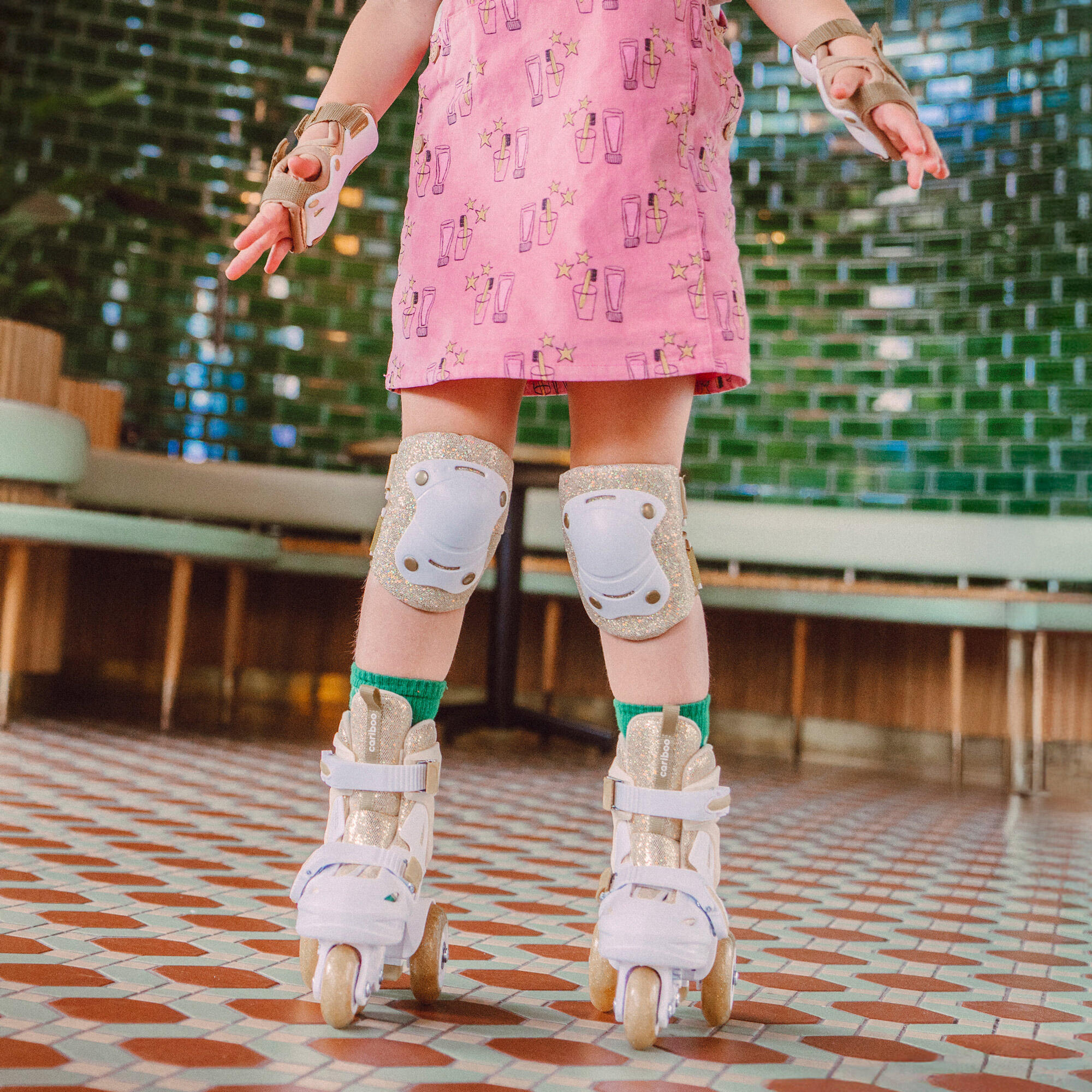 Set patins à roulettes enfants Cariboo Ballerina + protections dorées 2/8