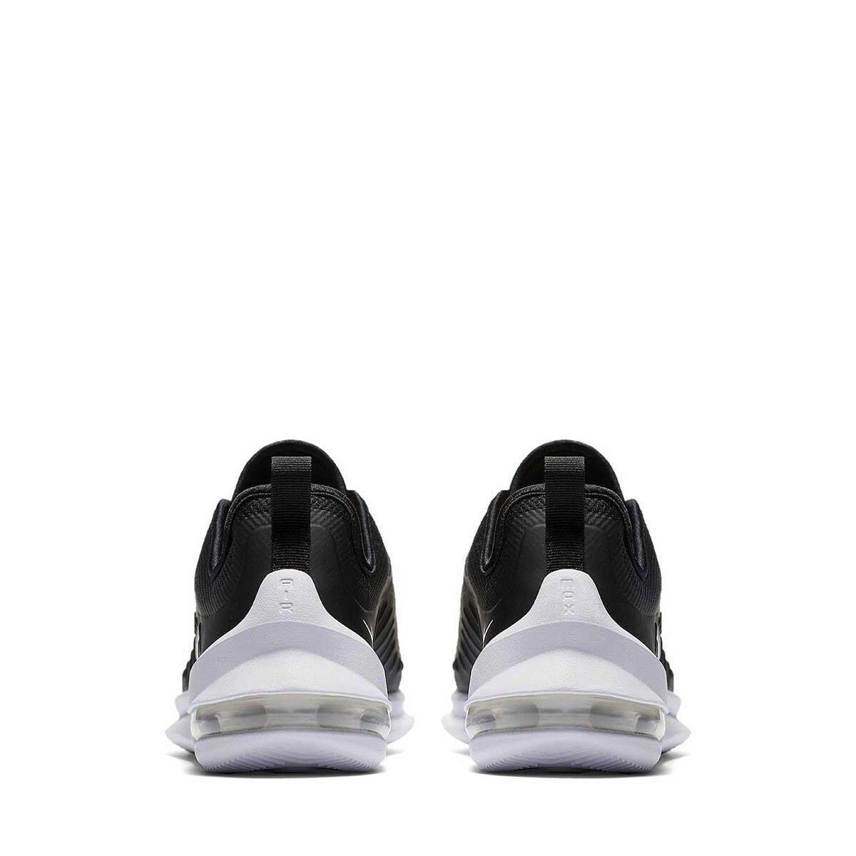Basket Nike Air Max Axis 4/4
