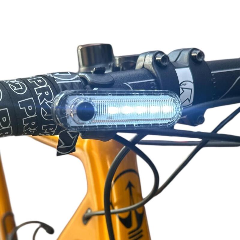 Osvětlení bílé 50 lumenů LED
