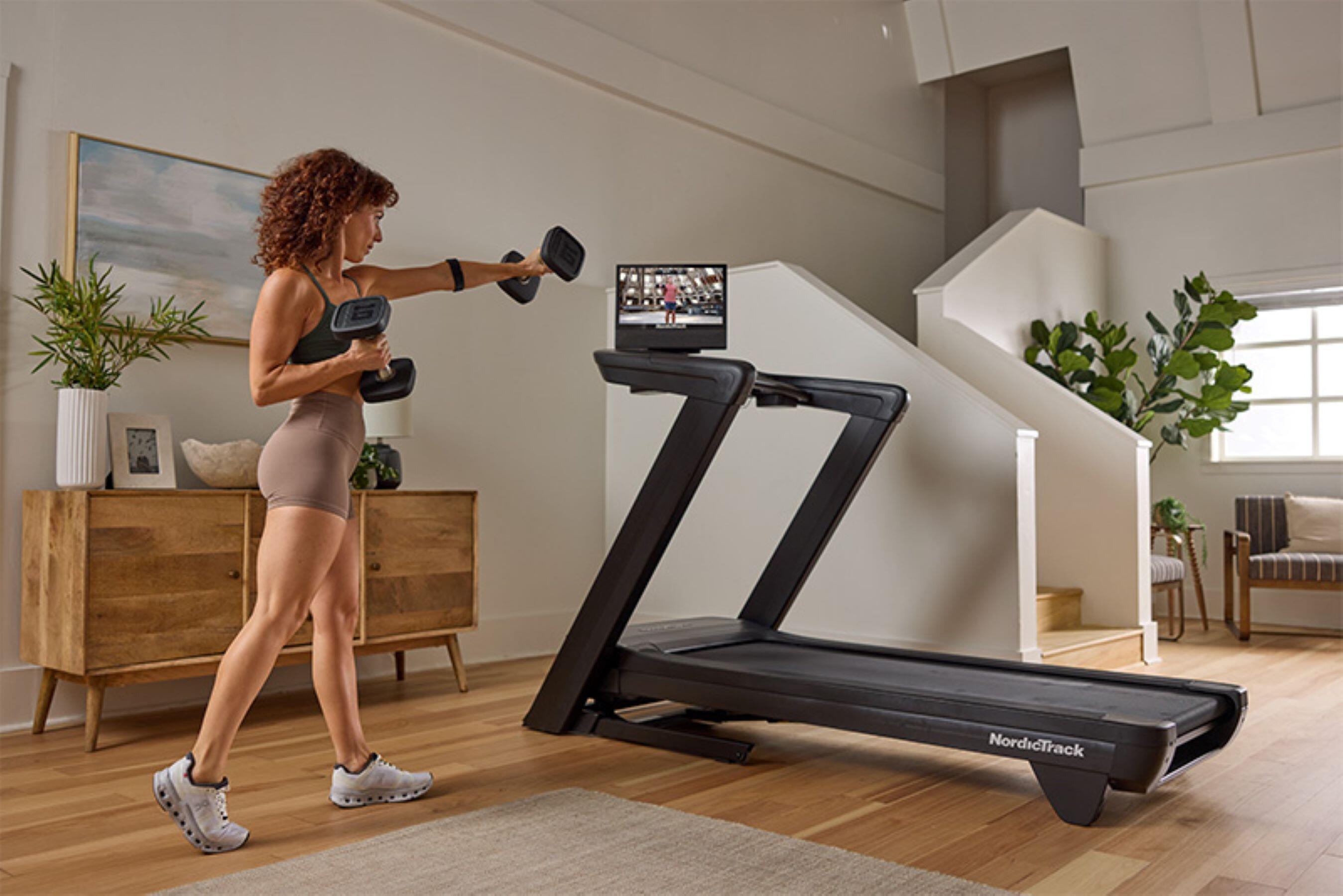 Loopband Commercial 1750 16” touchscreen / iFIT connected 4/7