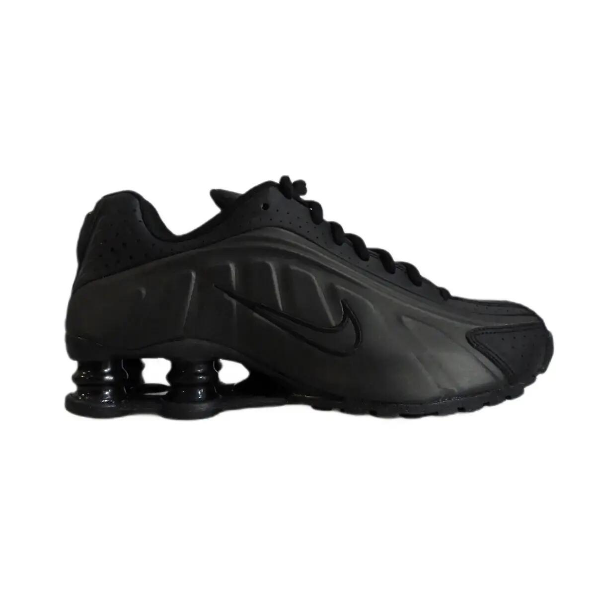 NIKE picture
