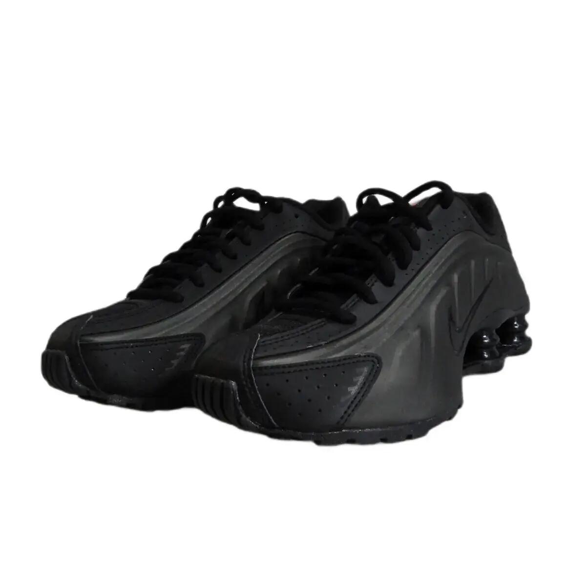 Buty damskie sportowe Nike Shox R4 Black Czarne - CW2626-003 3/7
