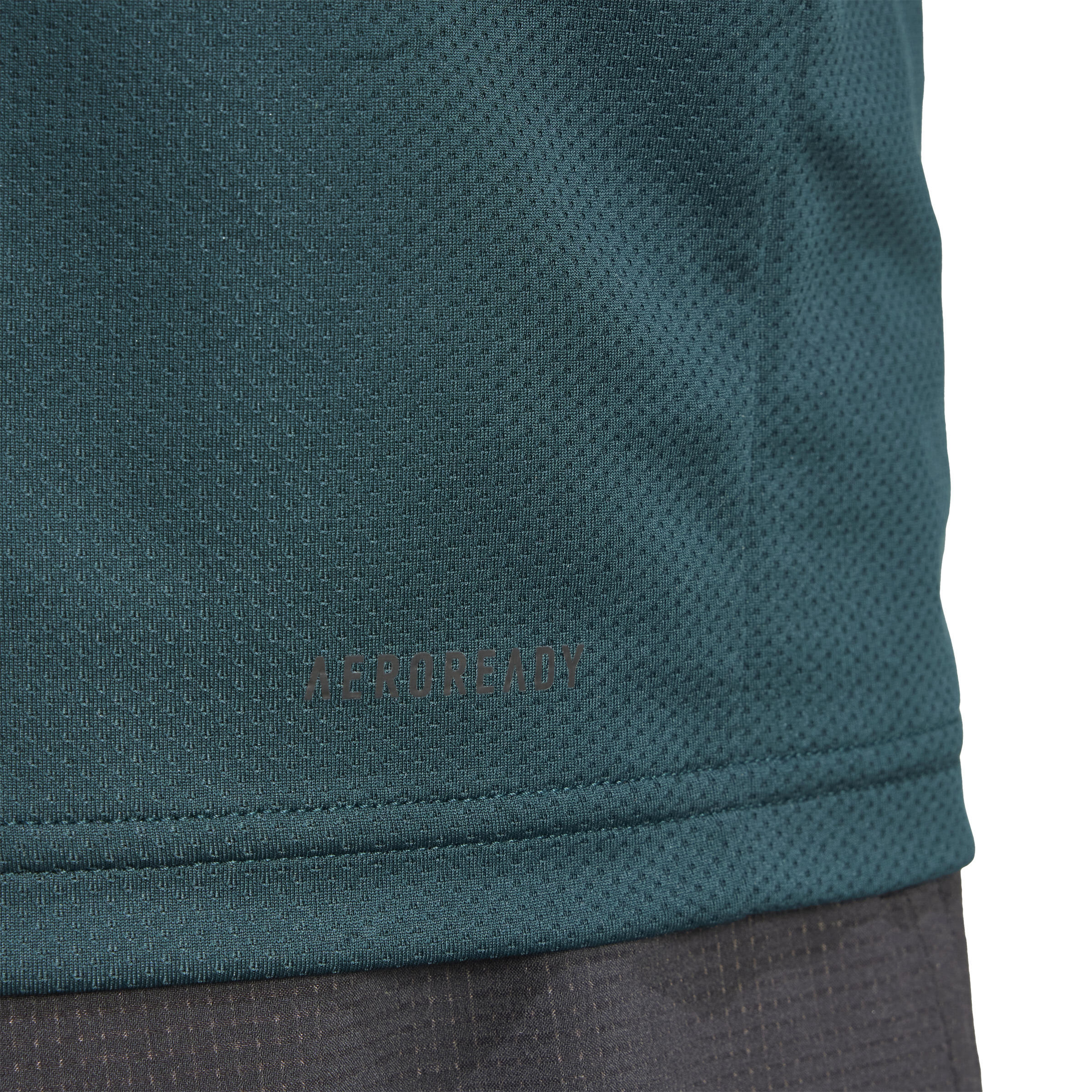 Camiseta adidas Train Essentials 6/6