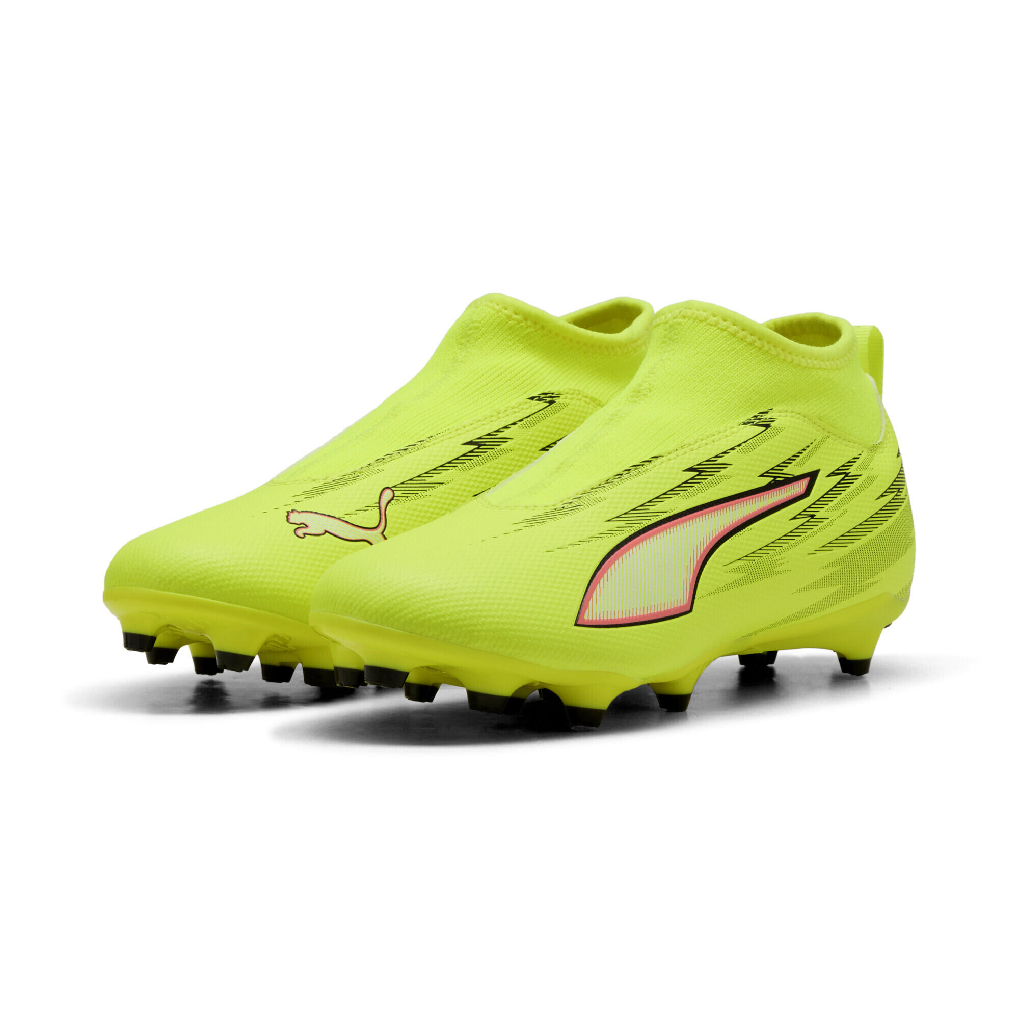 Ghete fotbal copii fără șireturi Ultra 6 Match+, galben neon PUMA