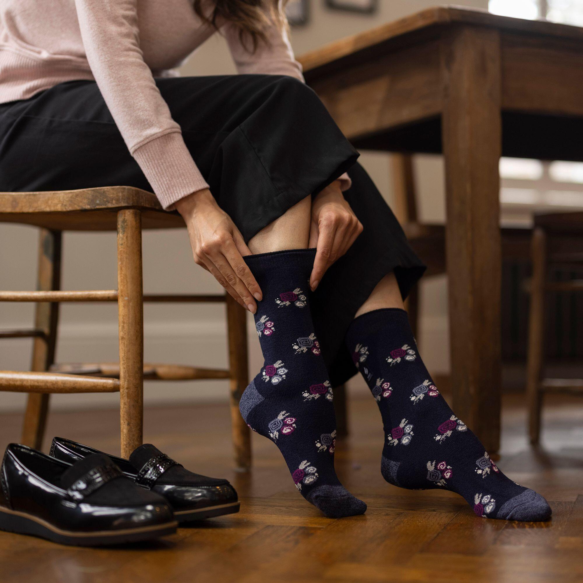 Heat Holders Ultra Lite - 1 Paire Femmes Polaires Hiver Chaussettes Thermiques 4/6
