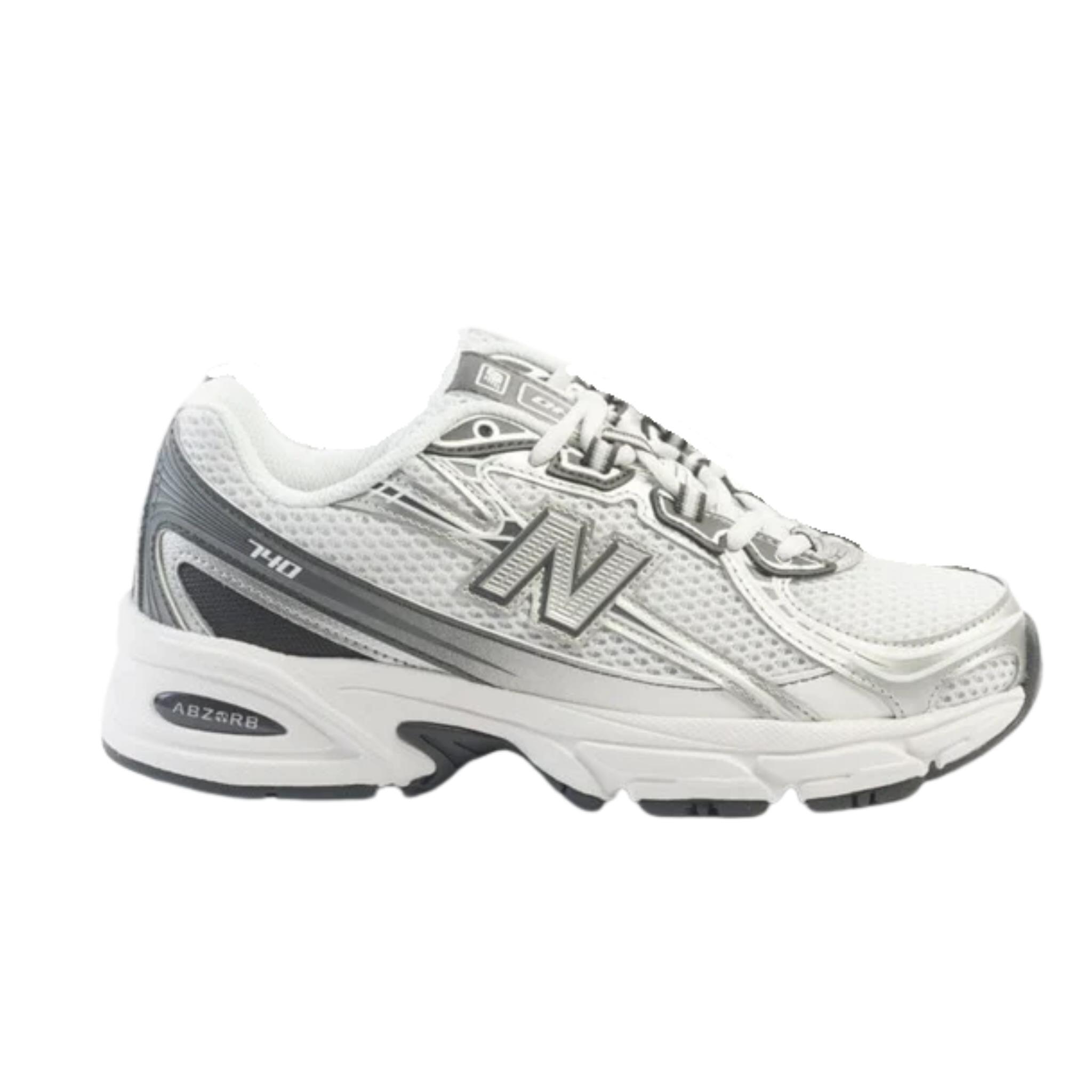 NEW BALANCE picture