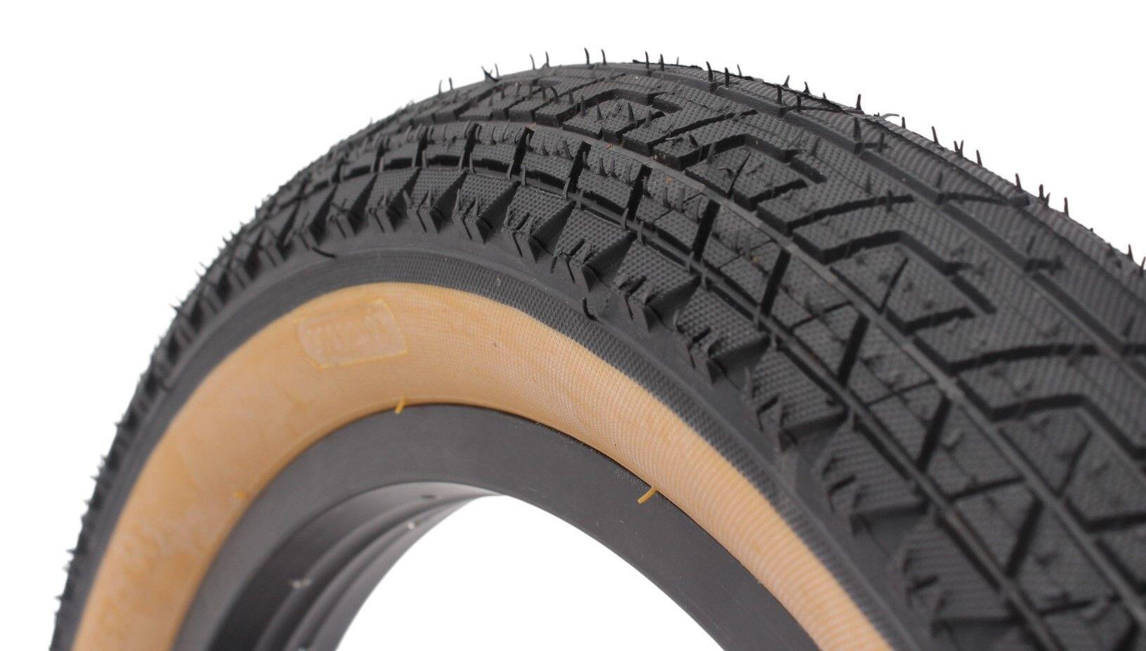 BMX banden set UNITED gum 20 inch x 2,25 inch + binnenband AV 3/7